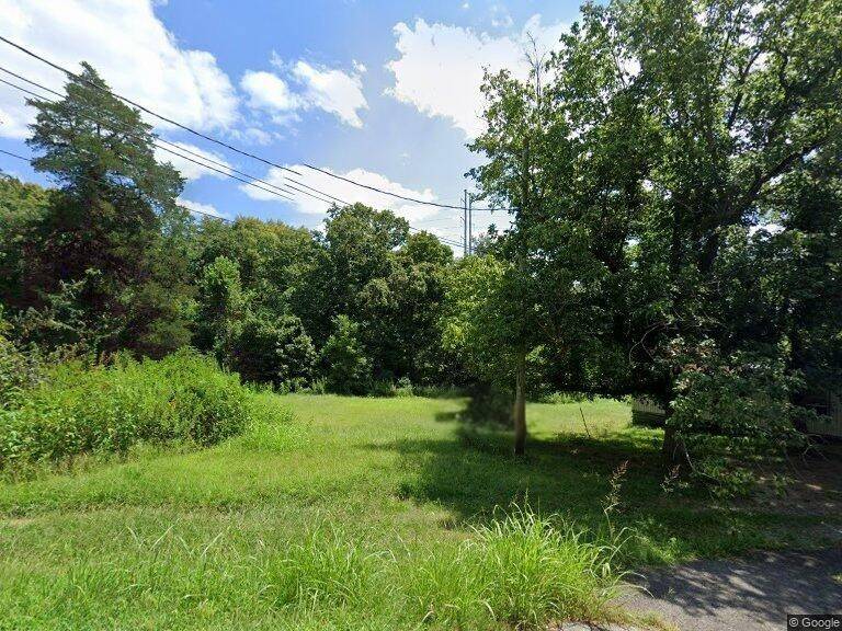 1986 Highway 76, Adams, TN 37010