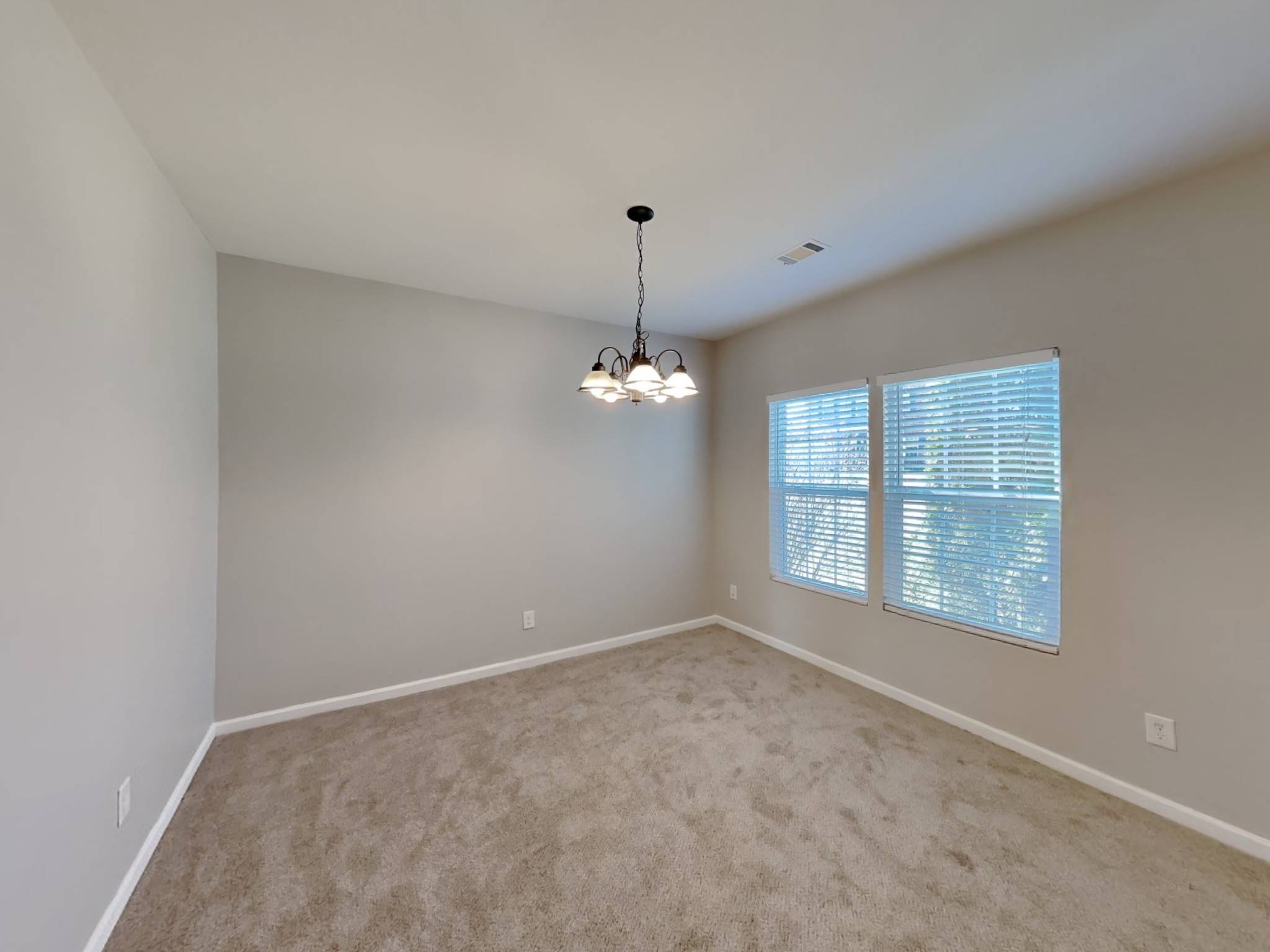 1024 Daniel Ln, Spring Hill, TN 37174