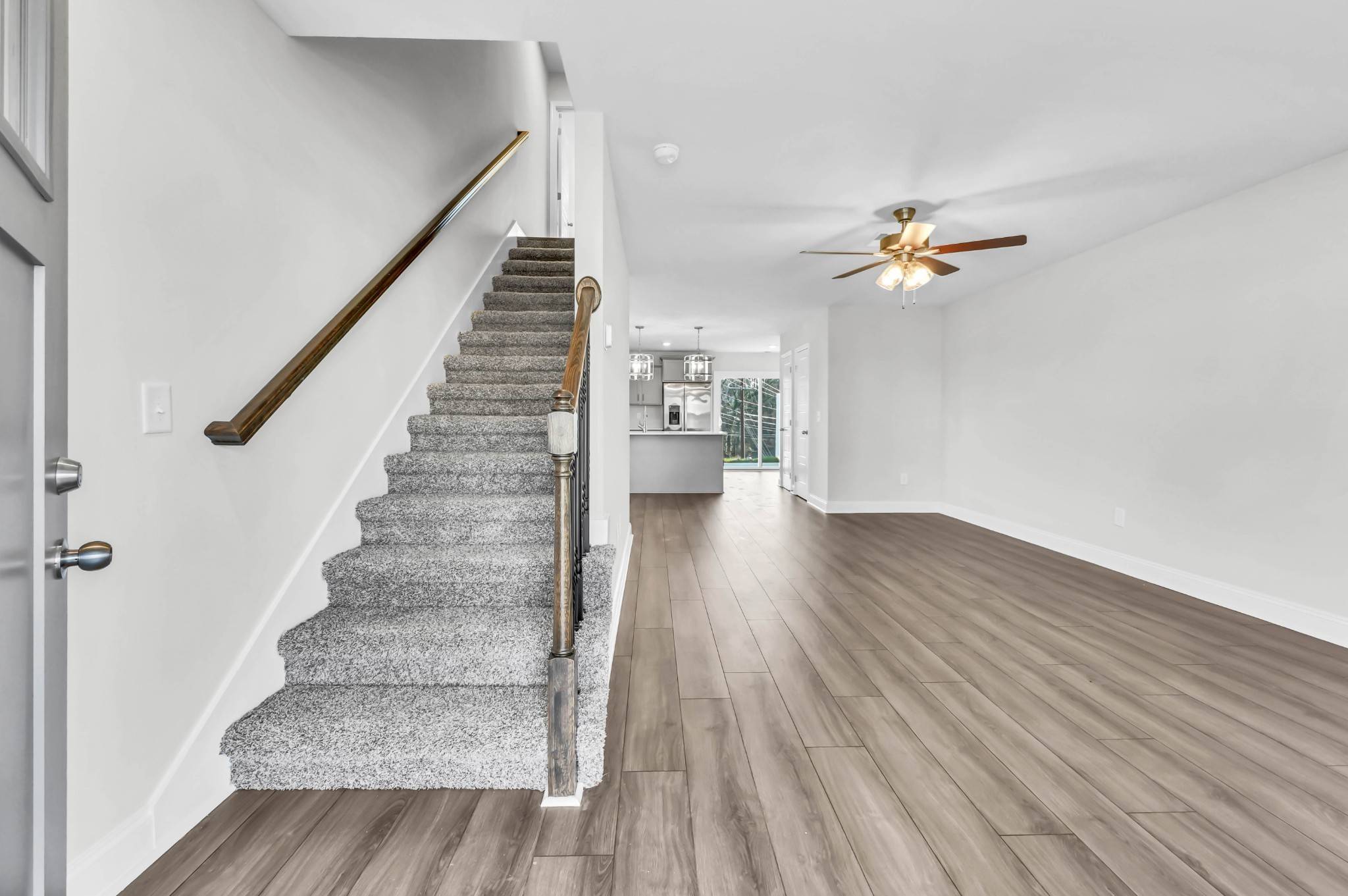 107 Quarry Point Dr, Clarksville, TN 37043