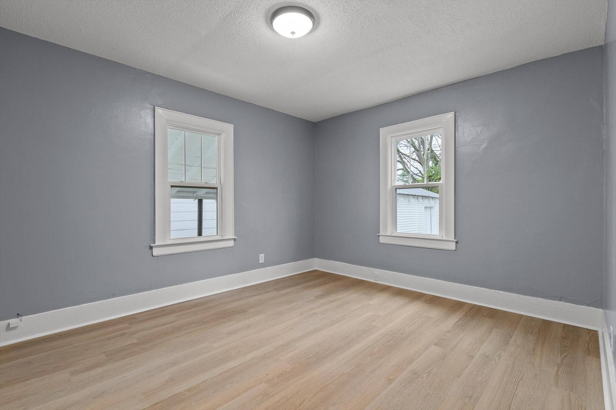123 S Moore Road, Chattanooga, TN 37411
