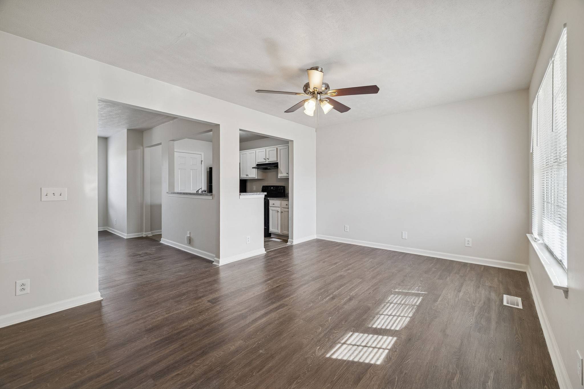 2607 Landrum Ct, Springfield, TN 37172