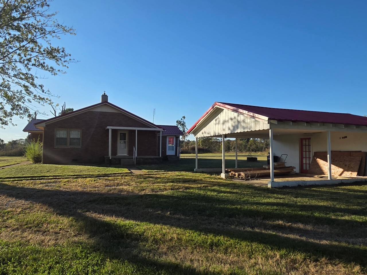 126 Dunn Rd, Leoma, TN 38468