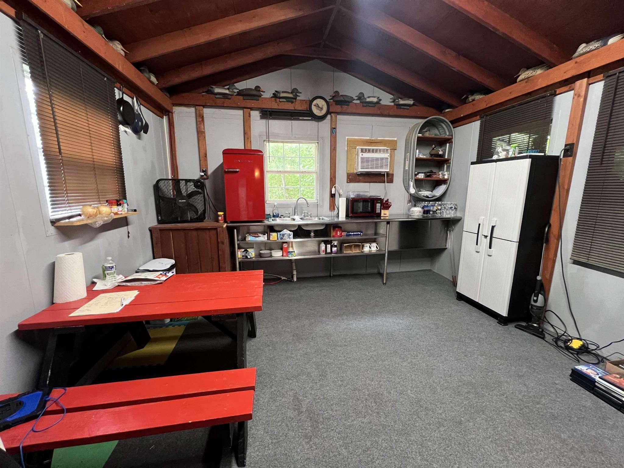 590 TOWBOAT LN, Adamsville, TN 38310