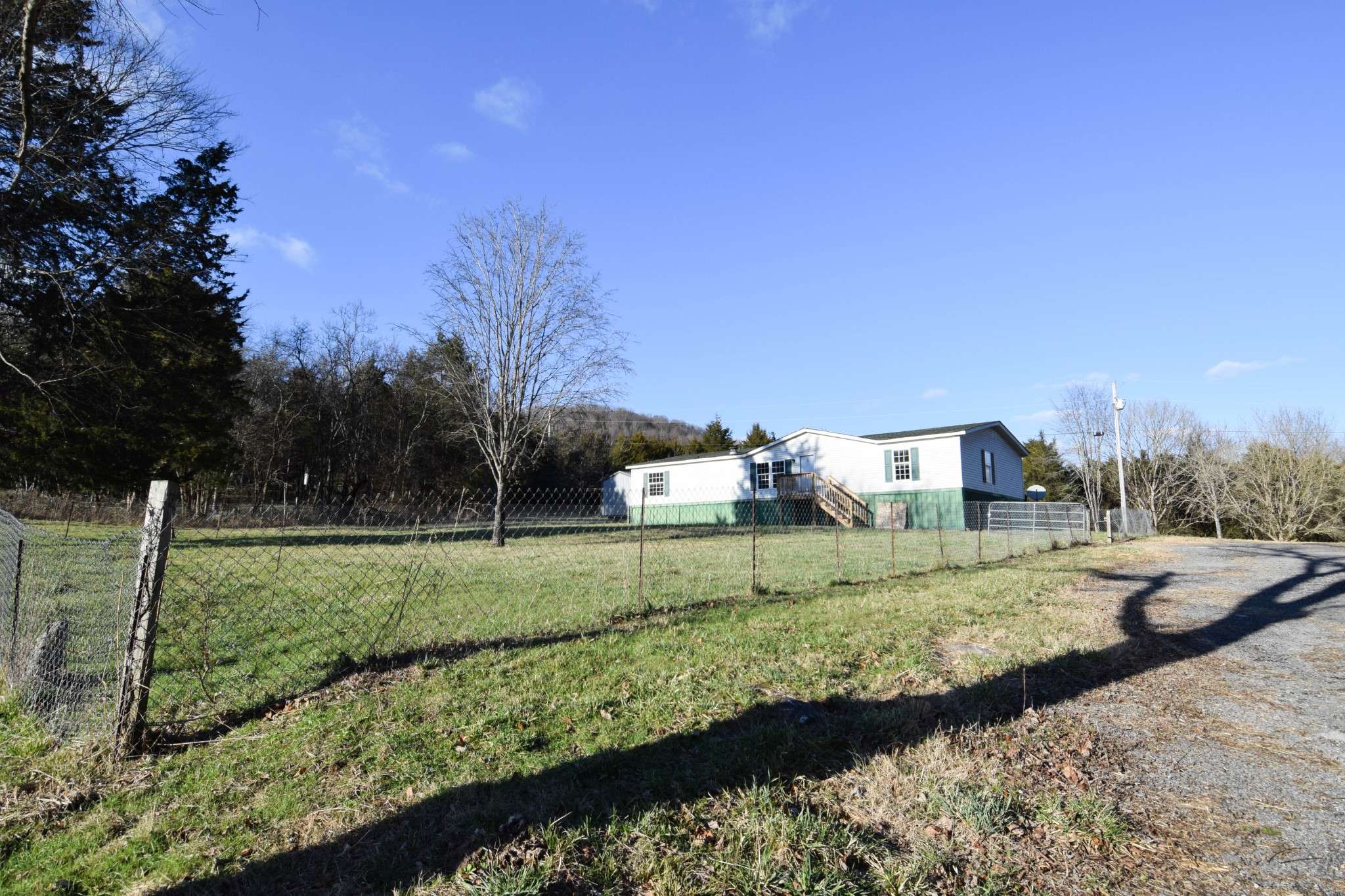 635 Celsor Rd, Hartsville, TN 37074