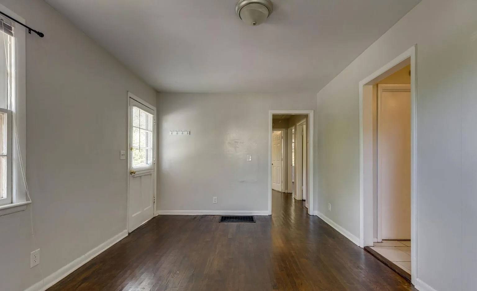 906 S 14th St, Nashville, TN 37206