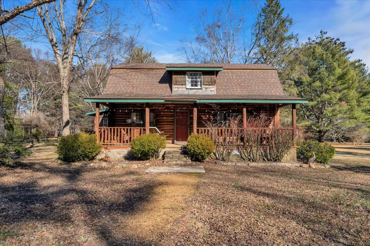1006 Remington Pl, Manchester, TN 37355