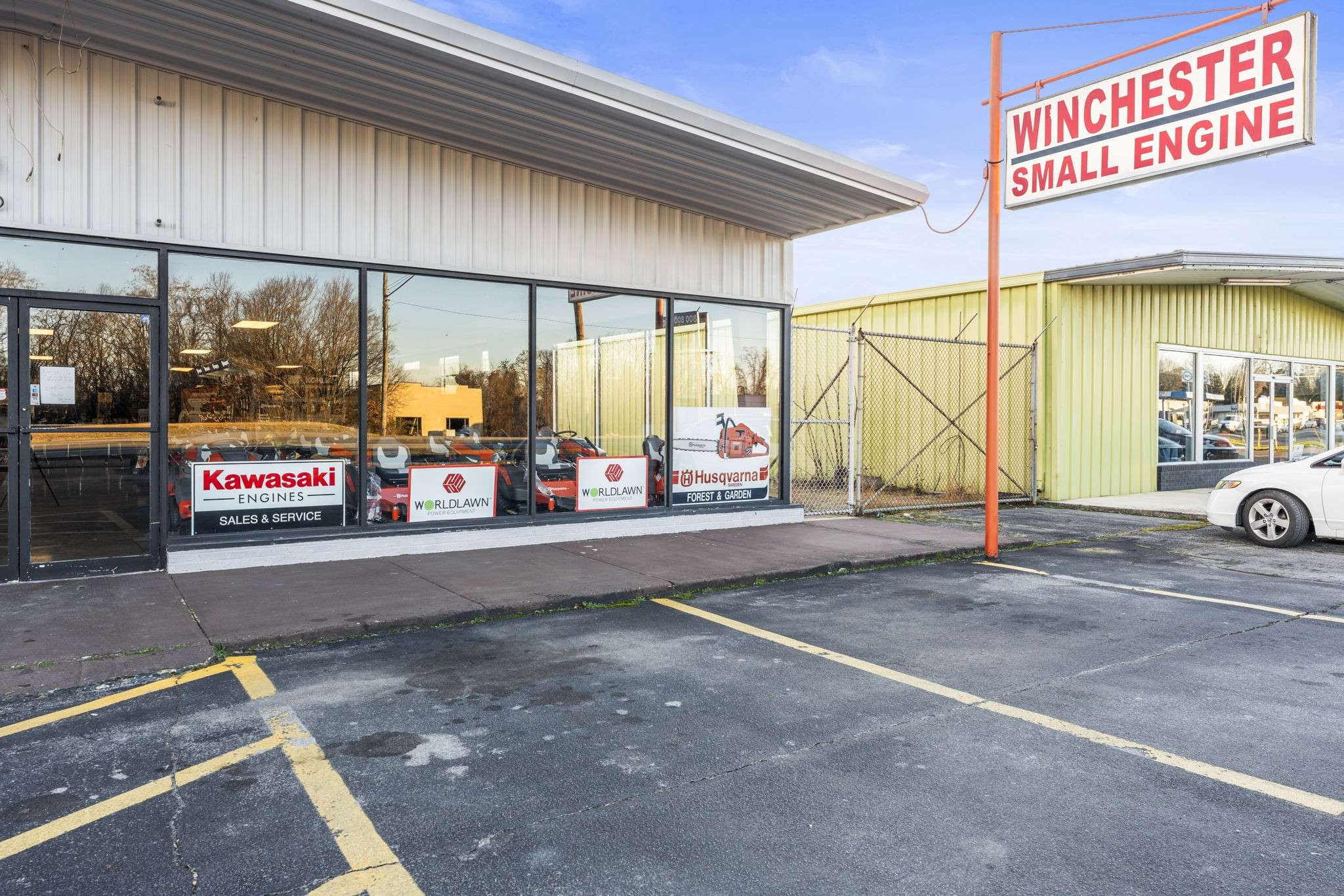 918 S College St, Winchester, TN 37398