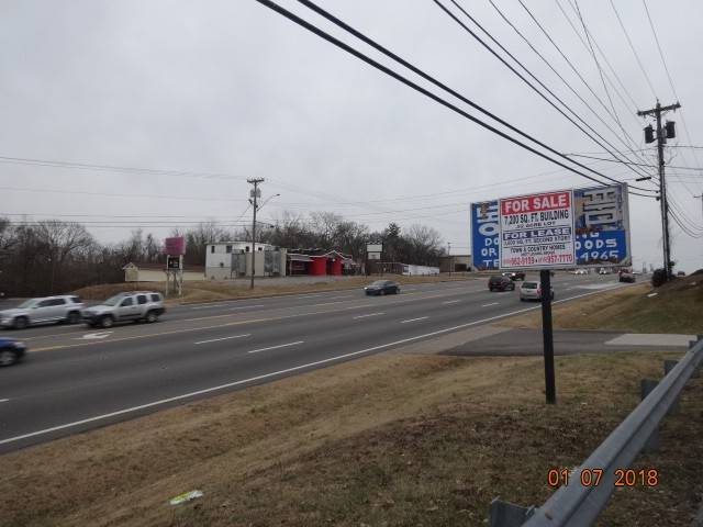 2060 Fort Campbell Blvd, Clarksville, TN 37042