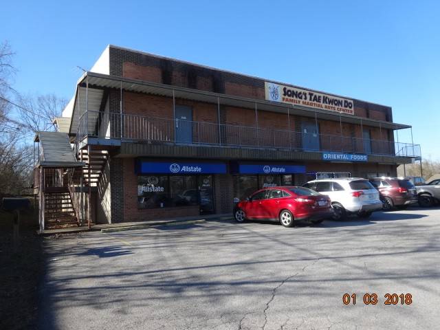 2060 Fort Campbell Blvd, Clarksville, TN 37042