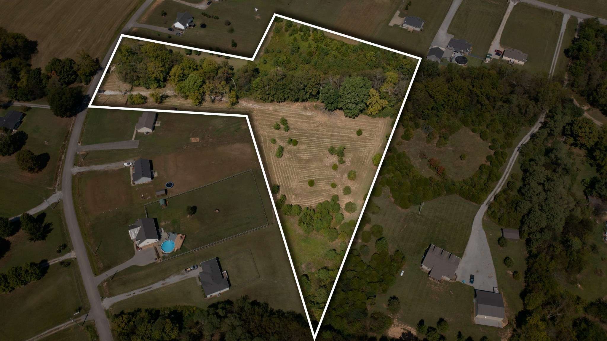 536 Martin Chapel Rd, Portland, TN 37148