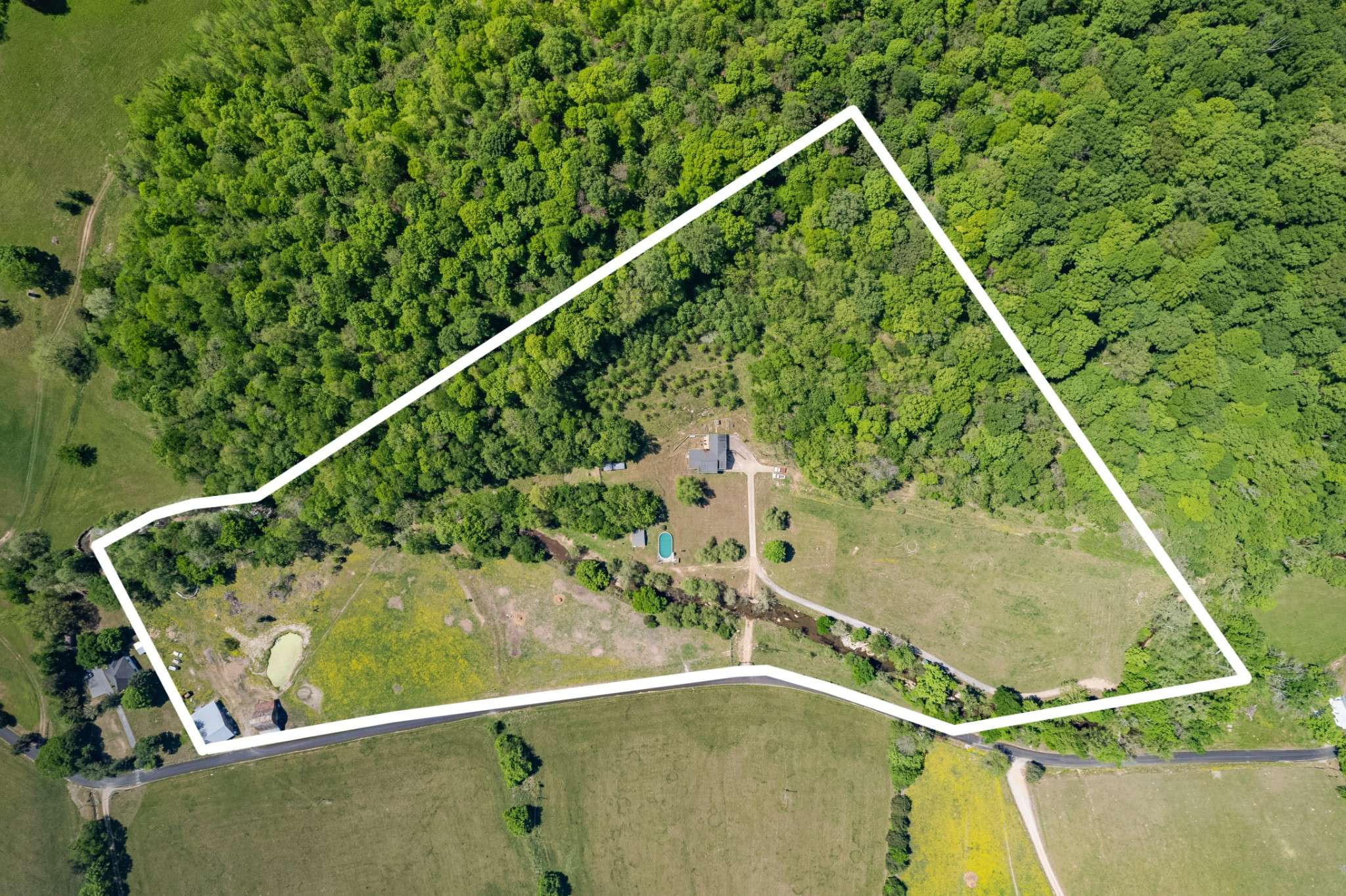 3310 Dog Branch Rd, Prospect, TN 38477
