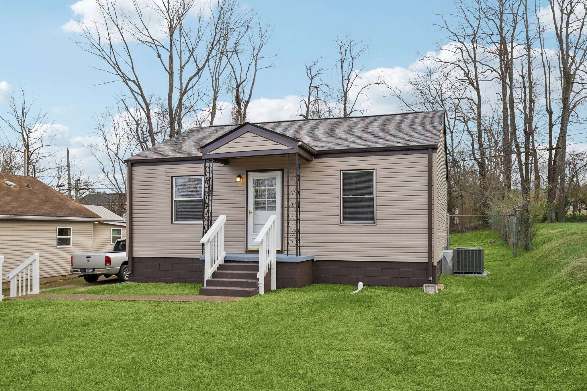 172 Hadley Dr, Clarksville, TN 37042