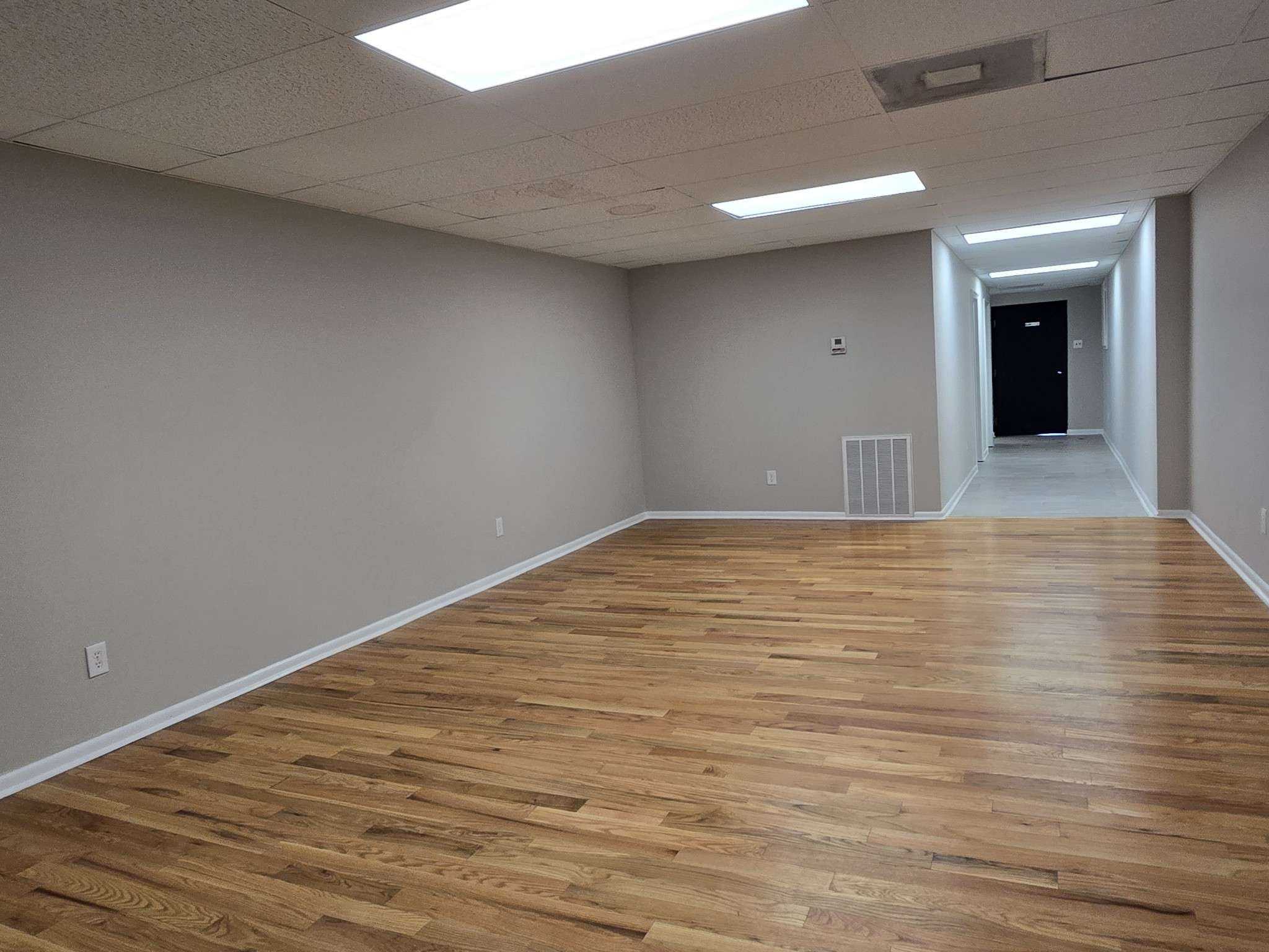 101 S Main St, Mount Pleasant, TN 38474