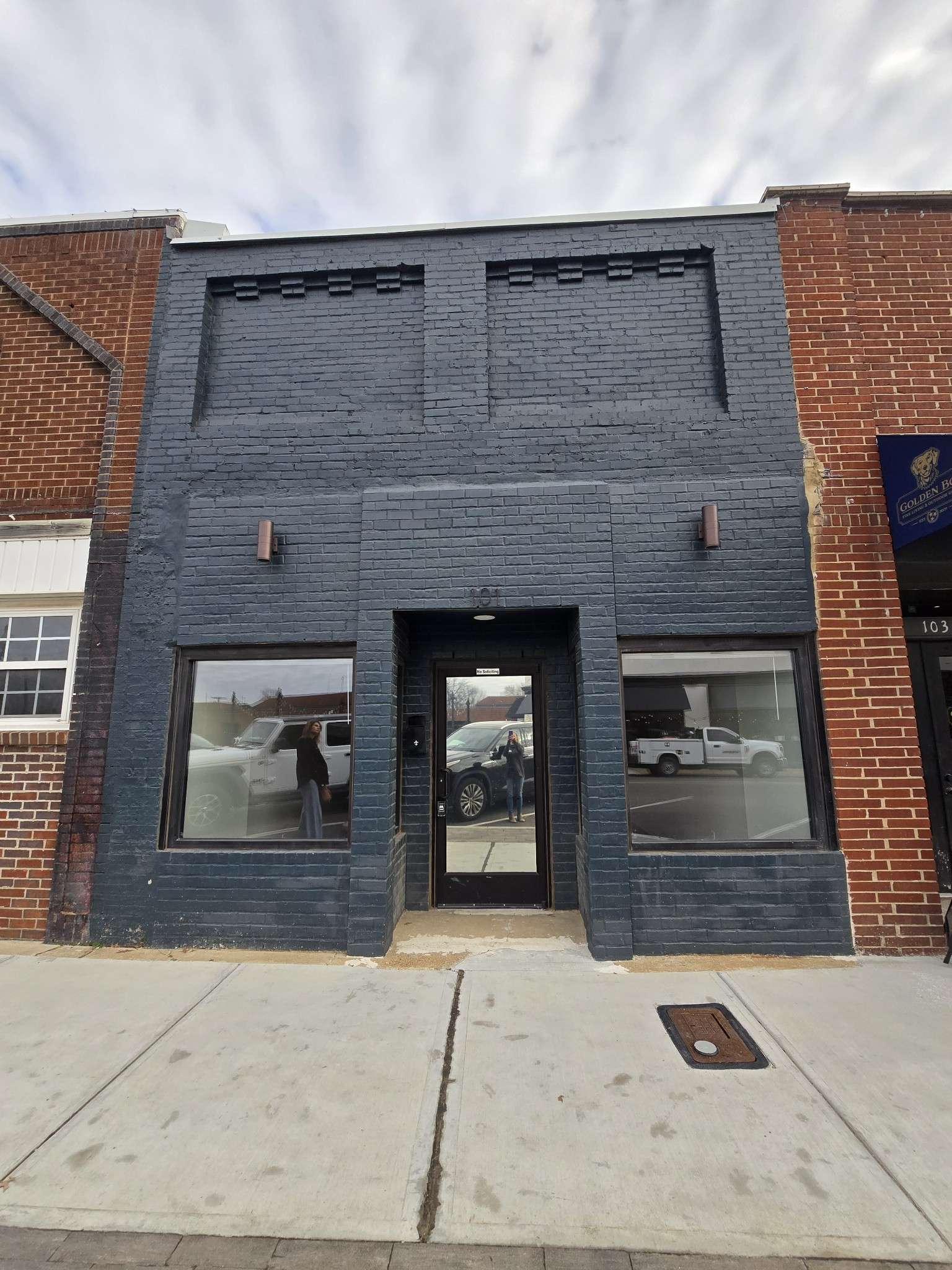 101 S Main St, Mount Pleasant, TN 38474