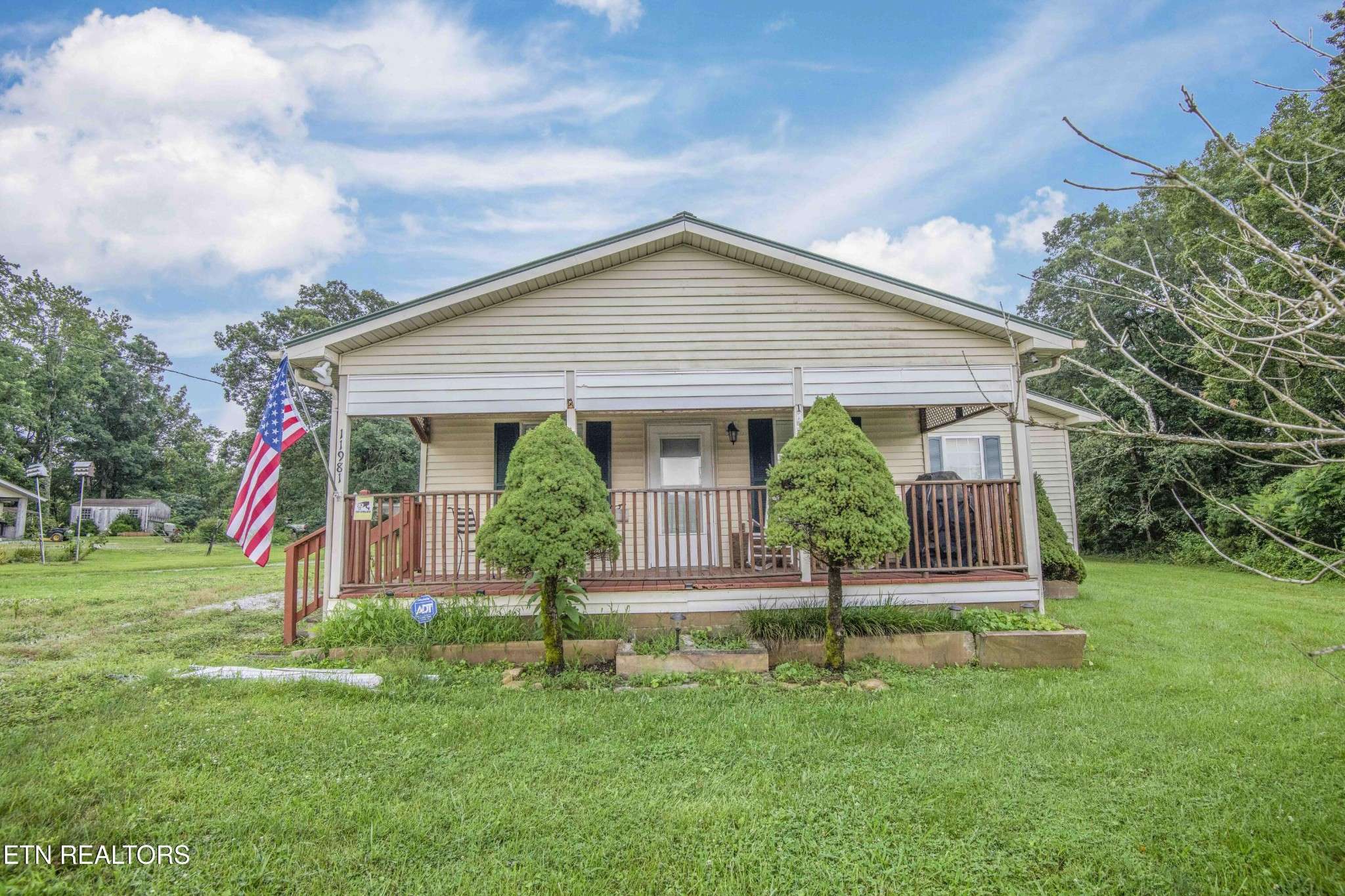11981 S Hwy 127, Crossville, TN 38572