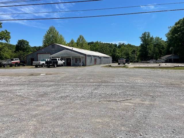 2765 Highway 70 #E, Waverly, TN 37185