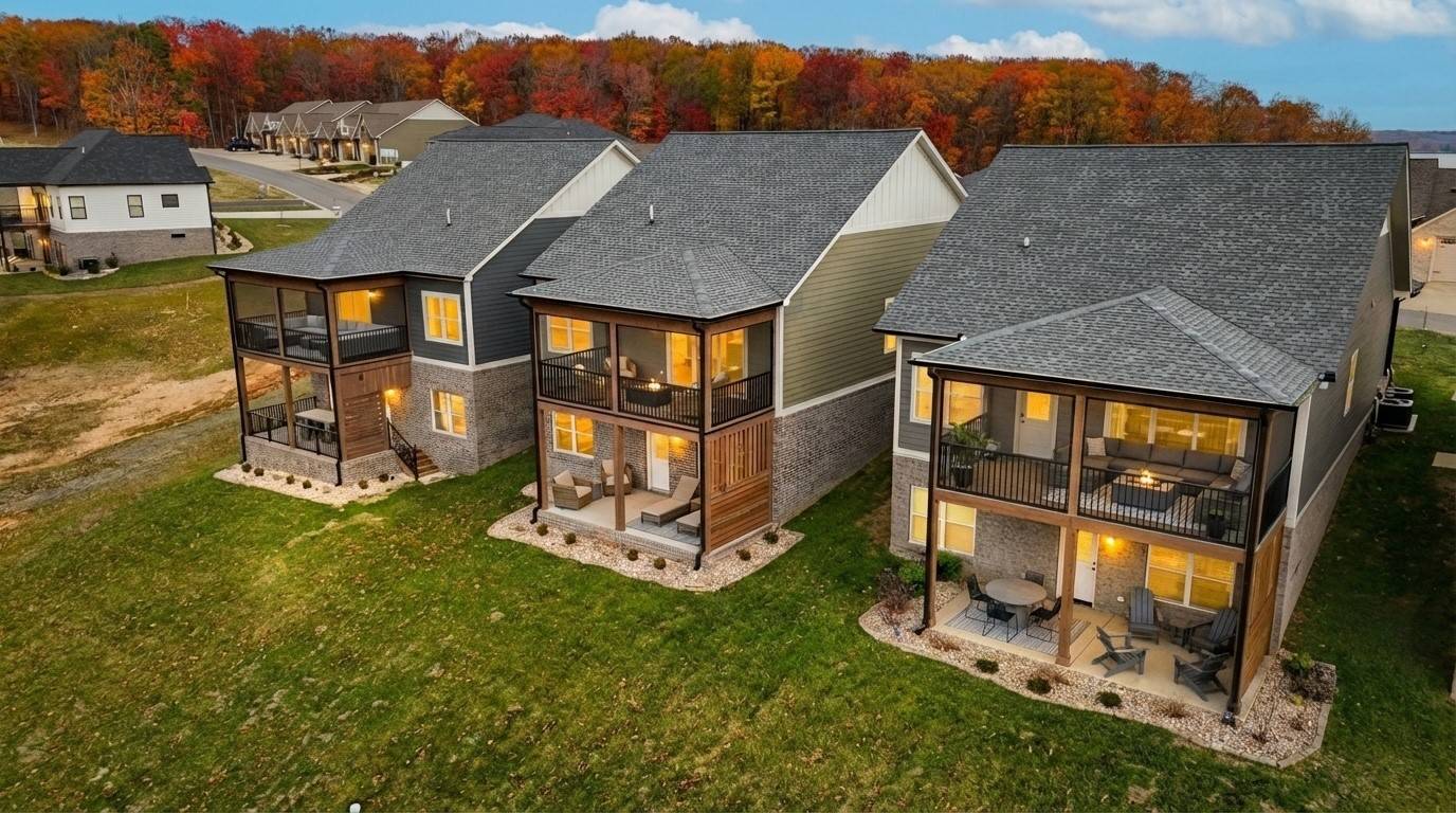 376 MOON BAY DR, Kuttawa, KY 42055