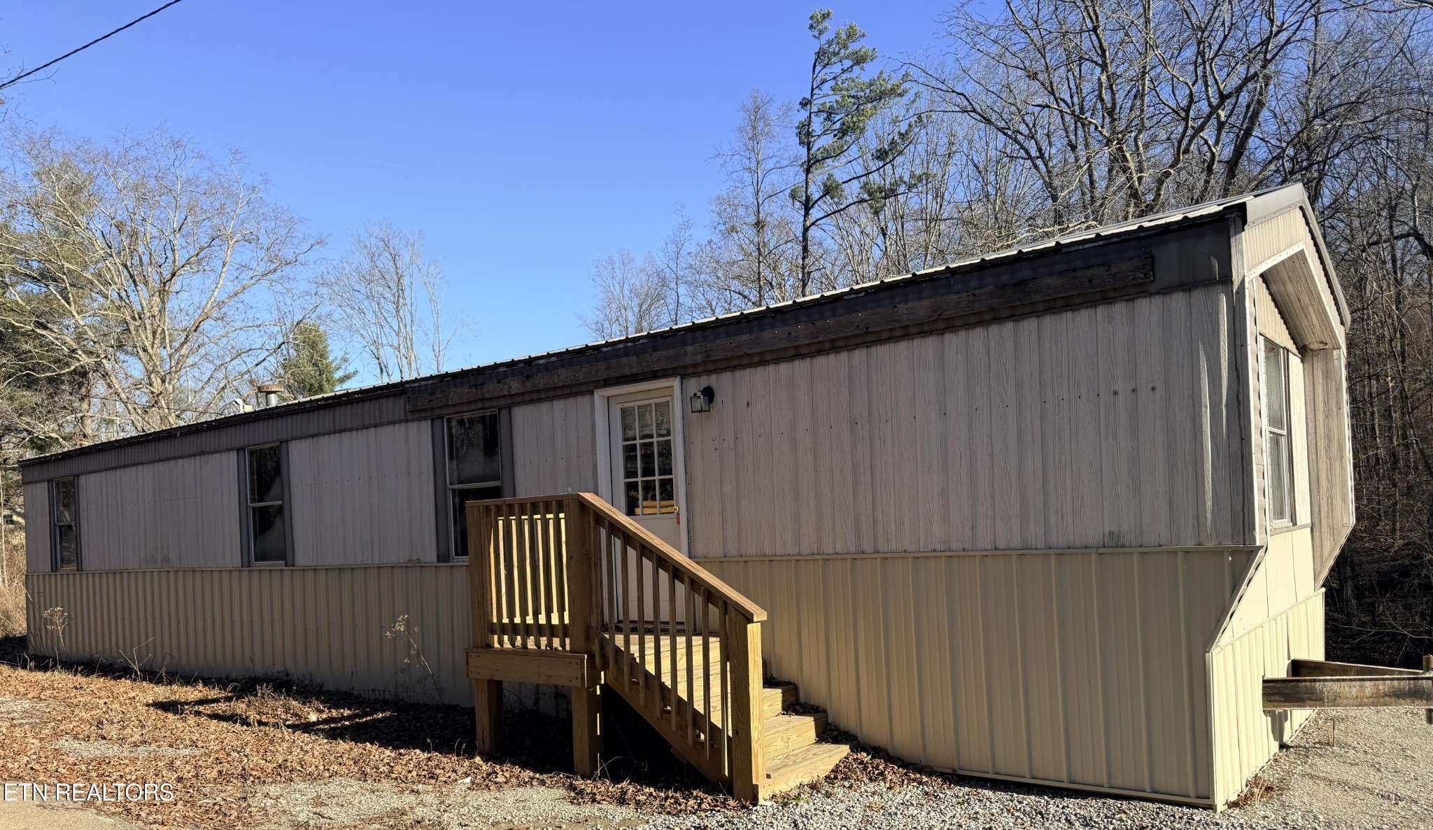 166 Maynard Ave, Jamestown, TN 38556