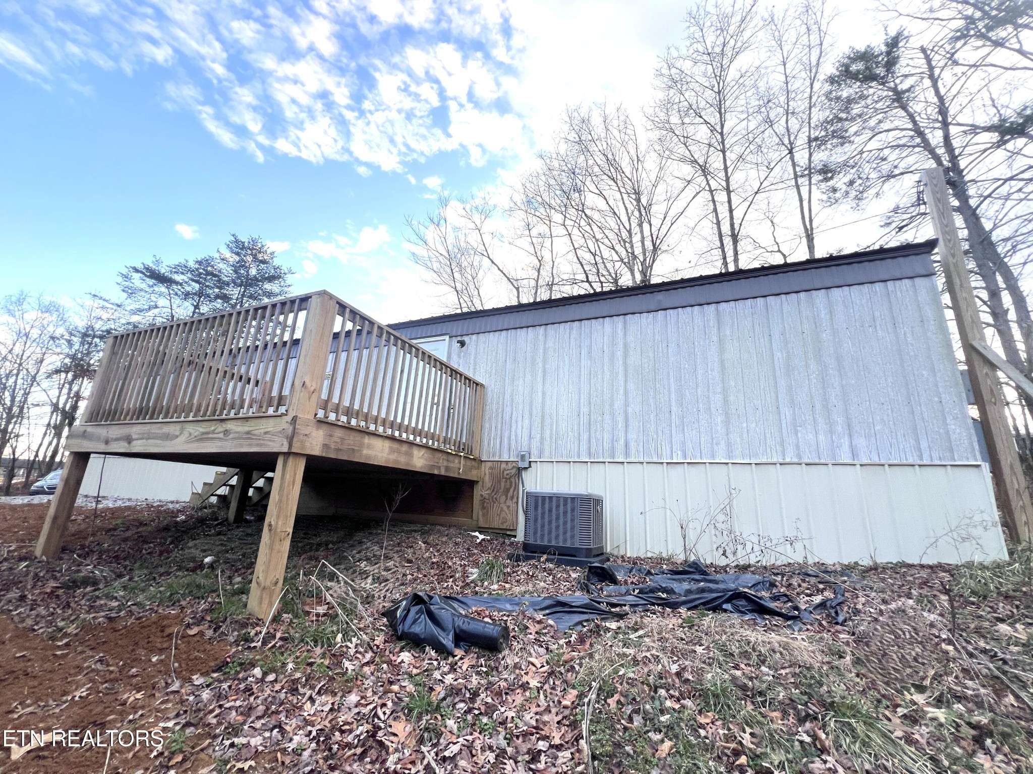 166 Maynard Ave, Jamestown, TN 38556