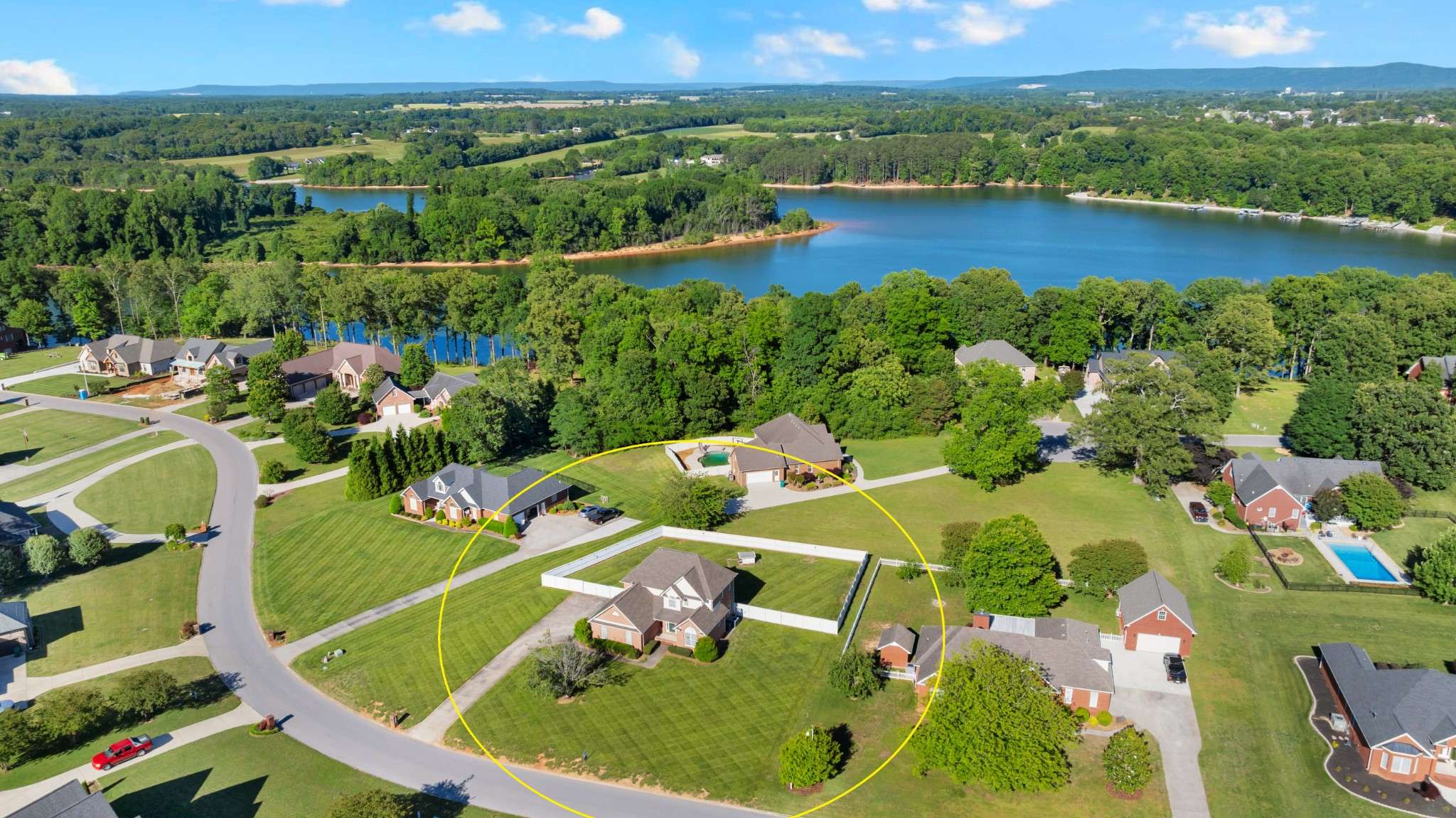 220 Bryan Dr, Winchester, TN 37398