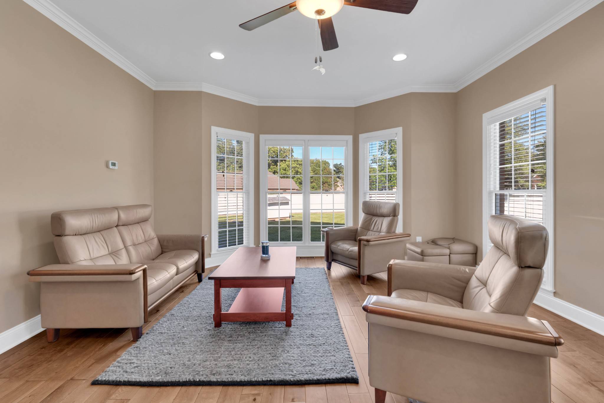 220 Bryan Dr, Winchester, TN 37398