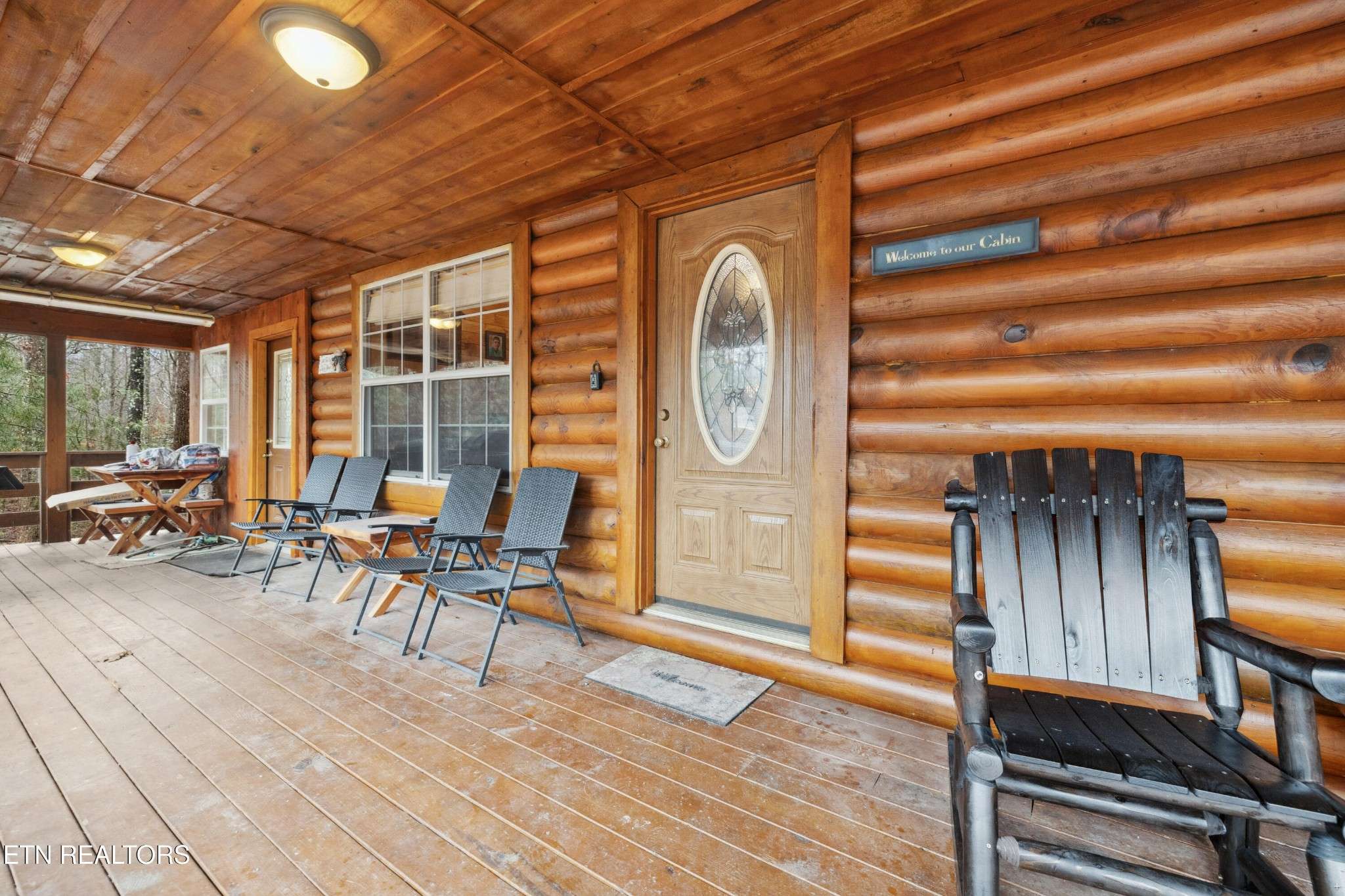 930 Wilderness Tr, Oneida, TN 37841