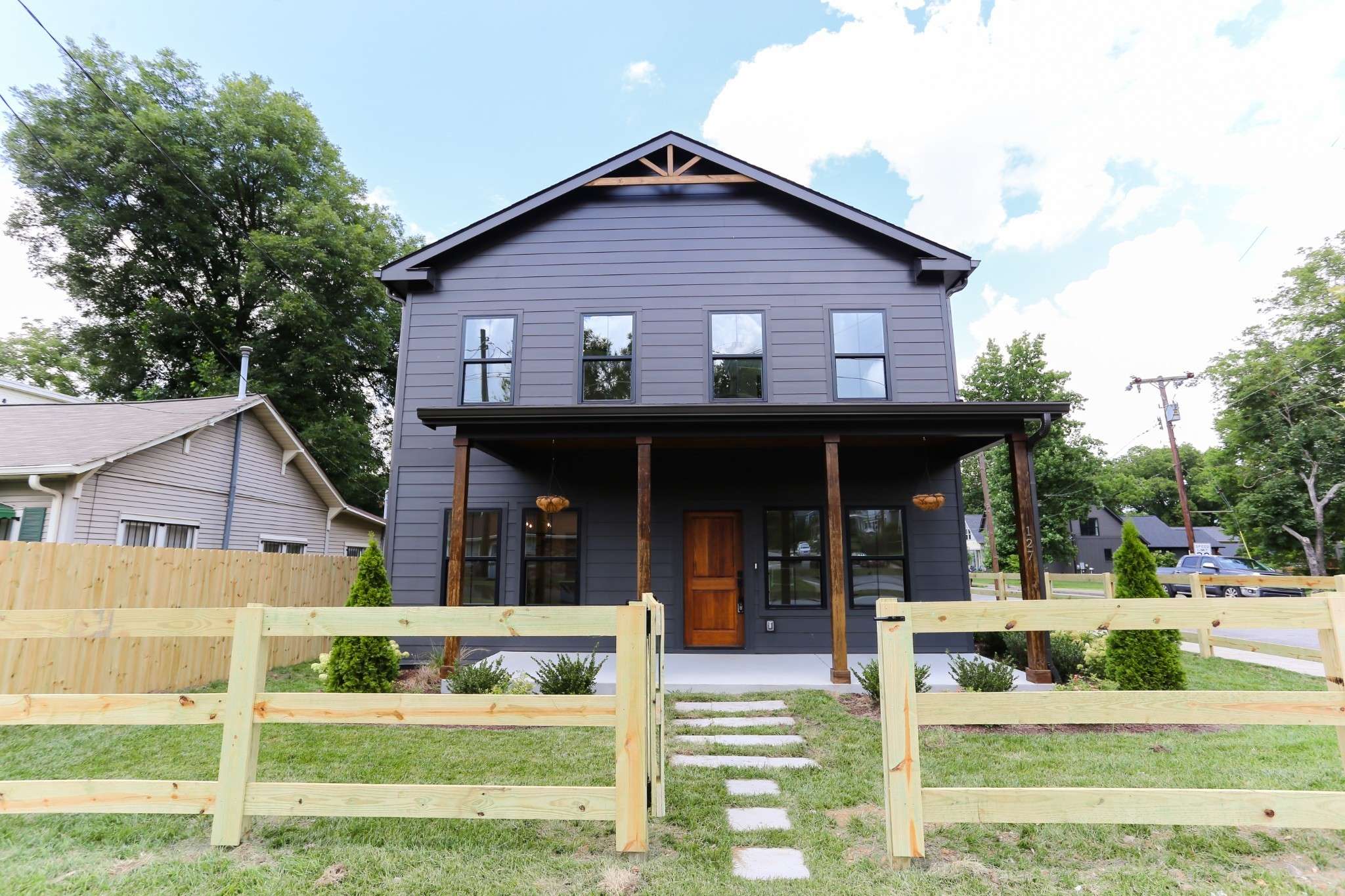 127 Cleveland St, Nashville, TN 37207