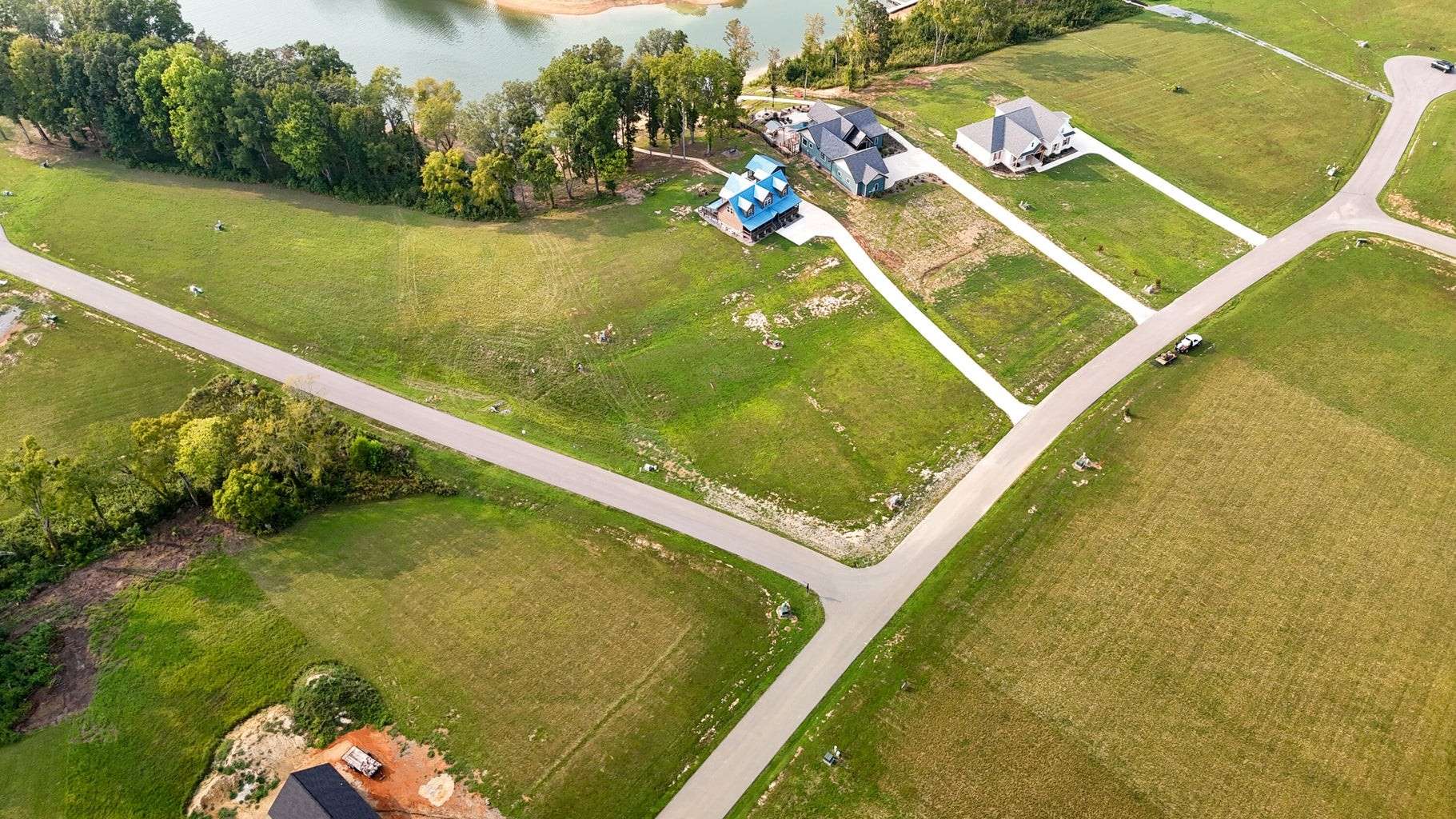 38 English Mountain Pt, White Pine, TN 37890