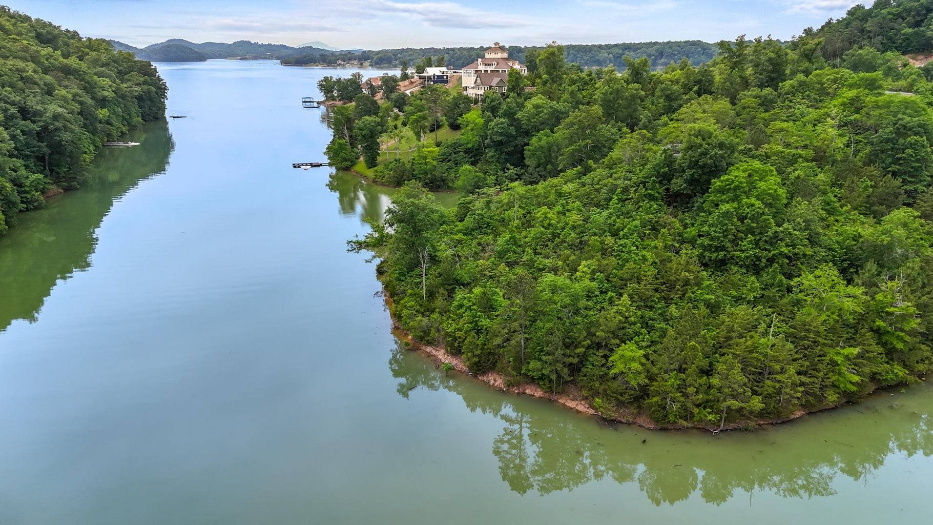 27 Stone Shore Way, Dandridge, TN 37725