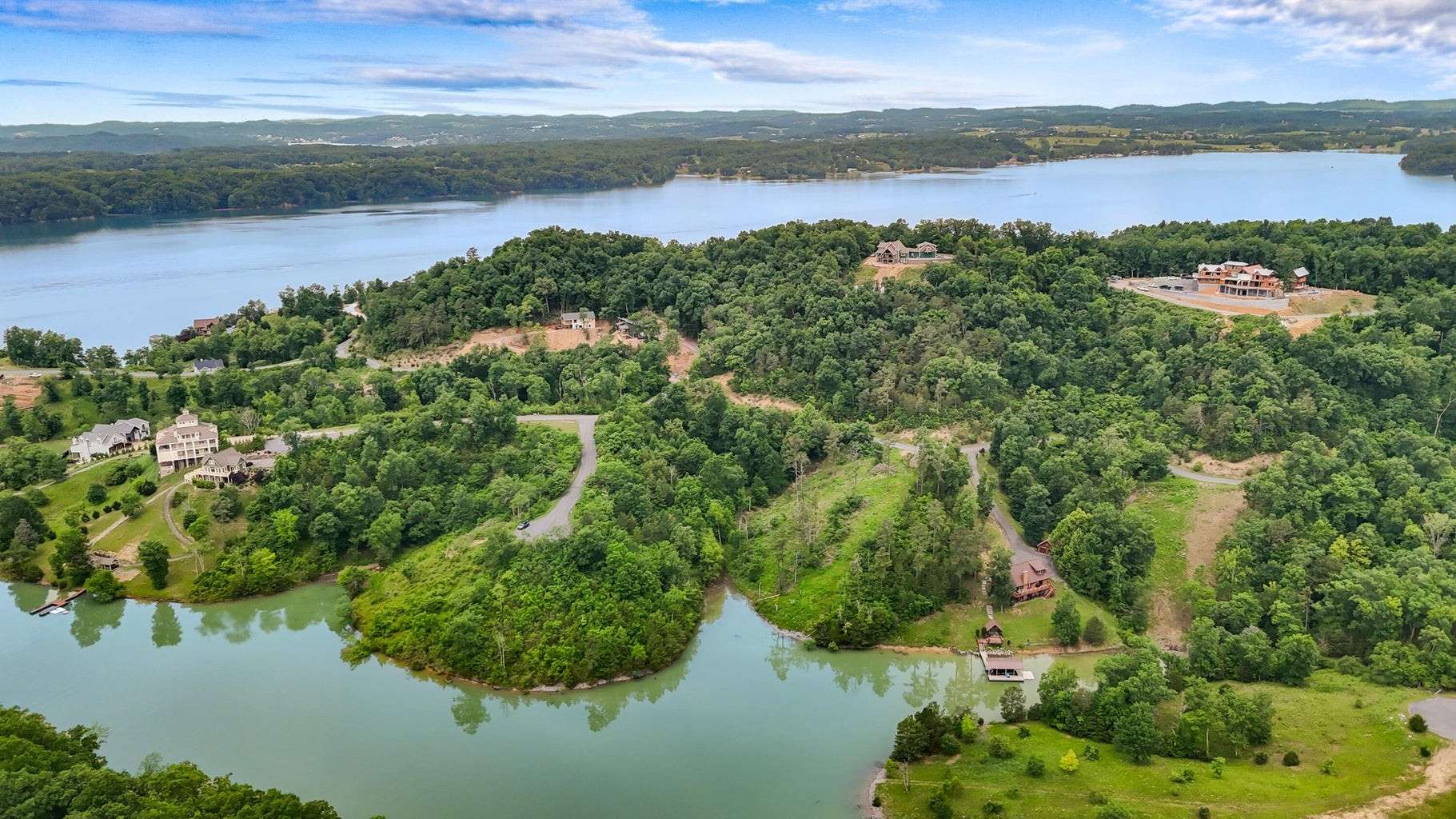 27 Stone Shore Way, Dandridge, TN 37725