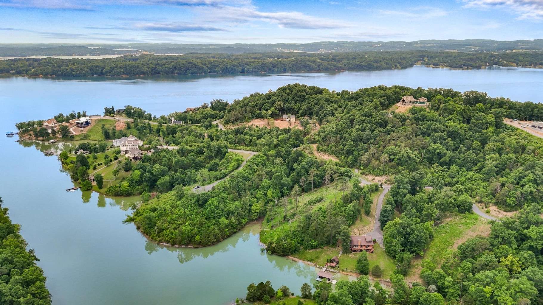 27 Stone Shore Way, Dandridge, TN 37725