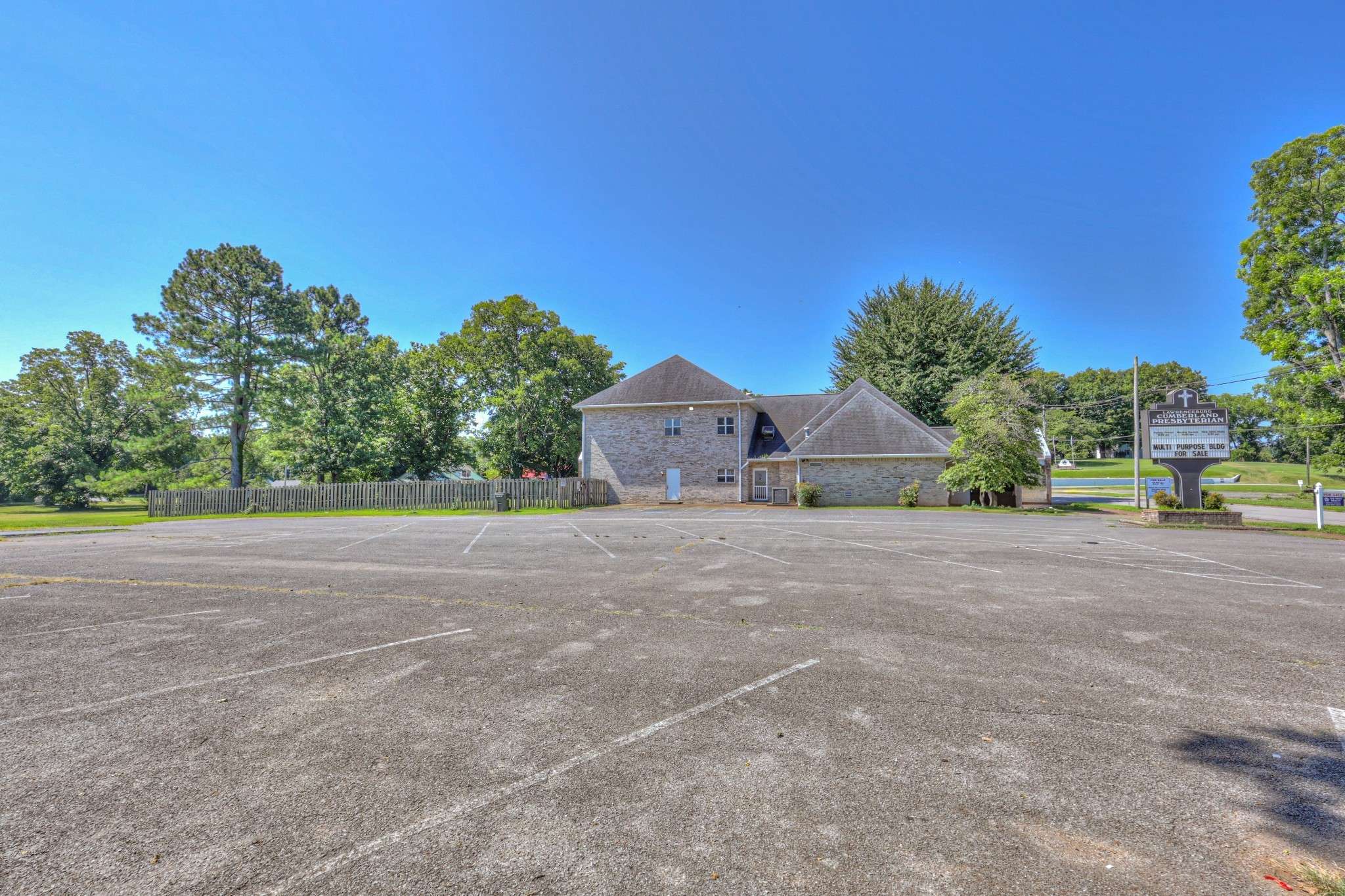 228 S Military Ave, Lawrenceburg, TN 38464