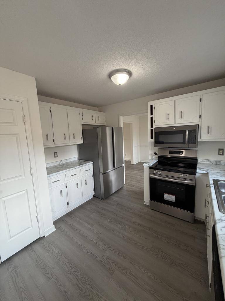 215 Pine Mountain Rd, Clarksville, TN 37042