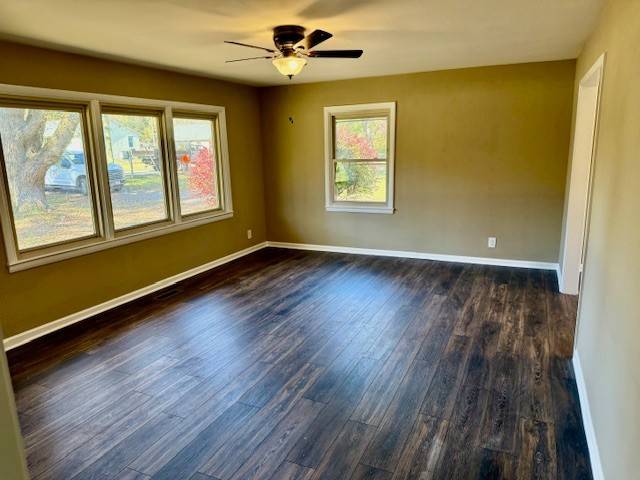 406 Foxboro Ln, Tullahoma, TN 37388