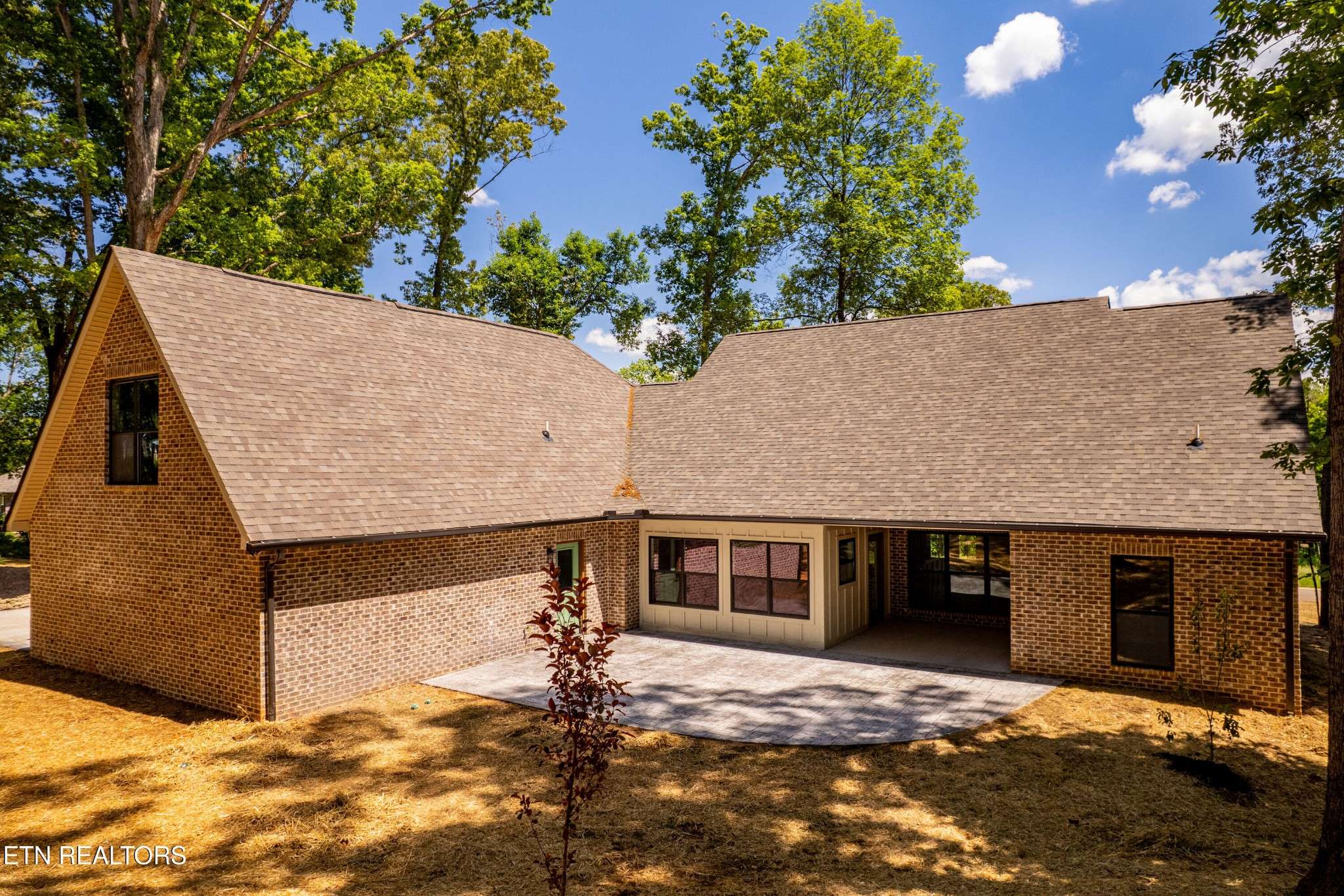 5816 Caswell Drive, Greenback, TN 37742