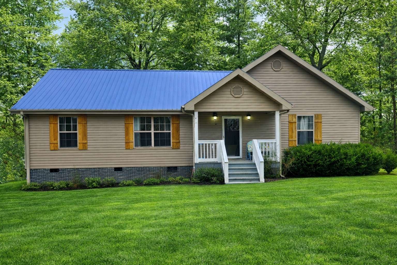 124 Brown Ln, Tracy City, TN 37387