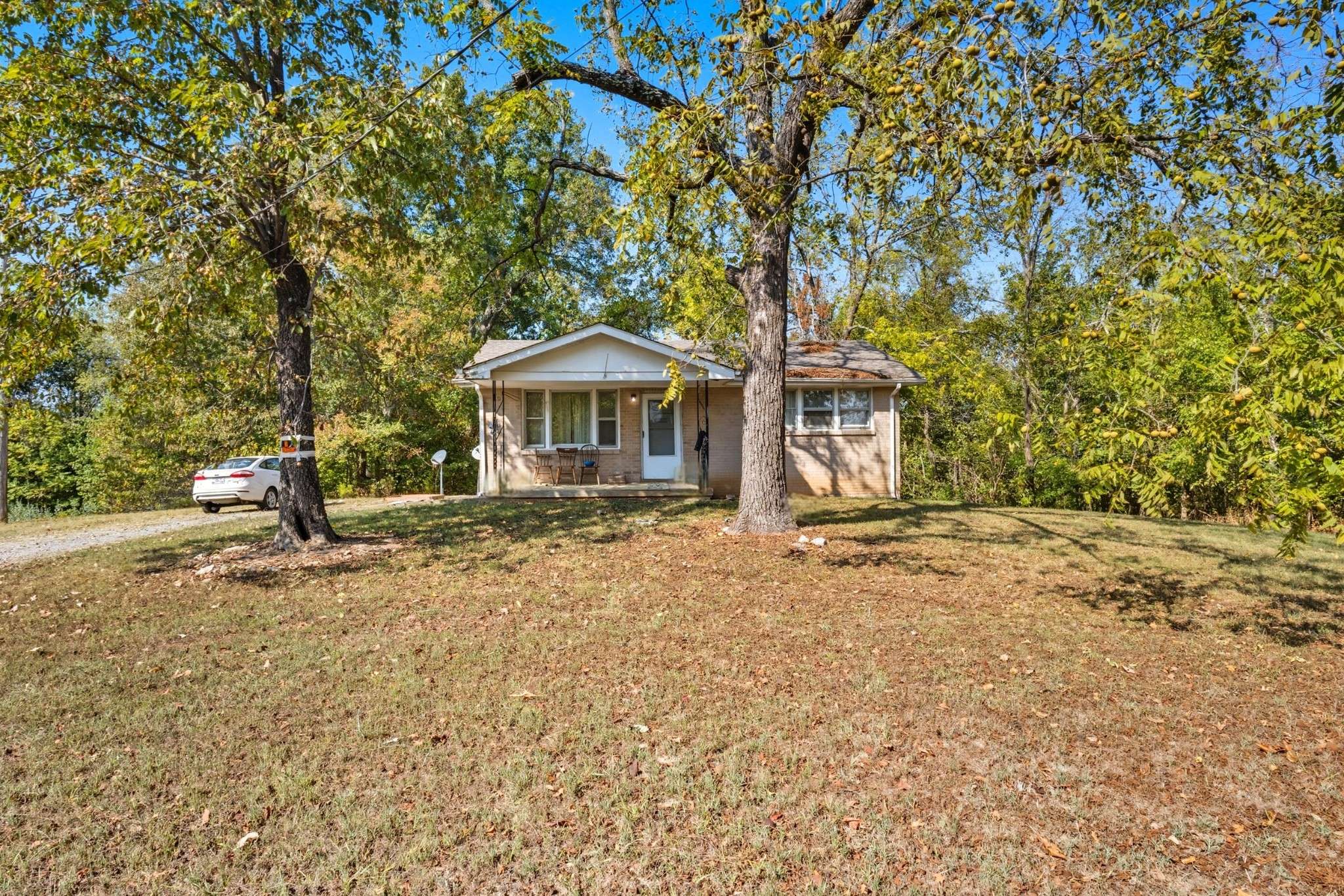 833 Grays Chapel Rd, Southside, TN 37171