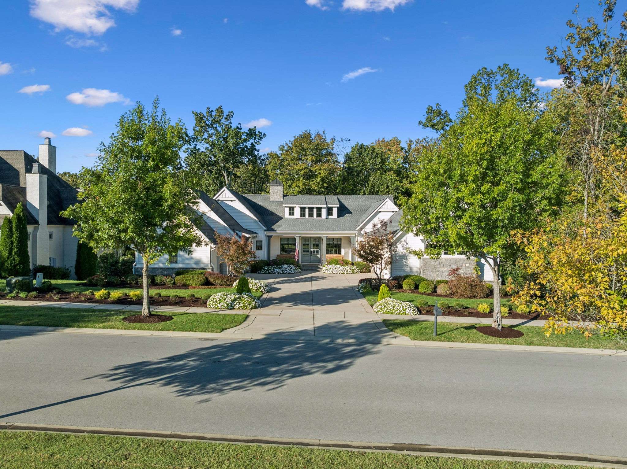 8463 Heirloom Blvd, College Grove, TN 37046