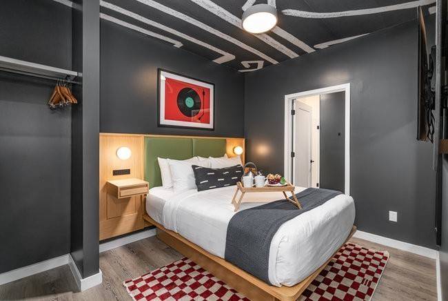 50 Music Sq #W #728, Nashville, TN 37203