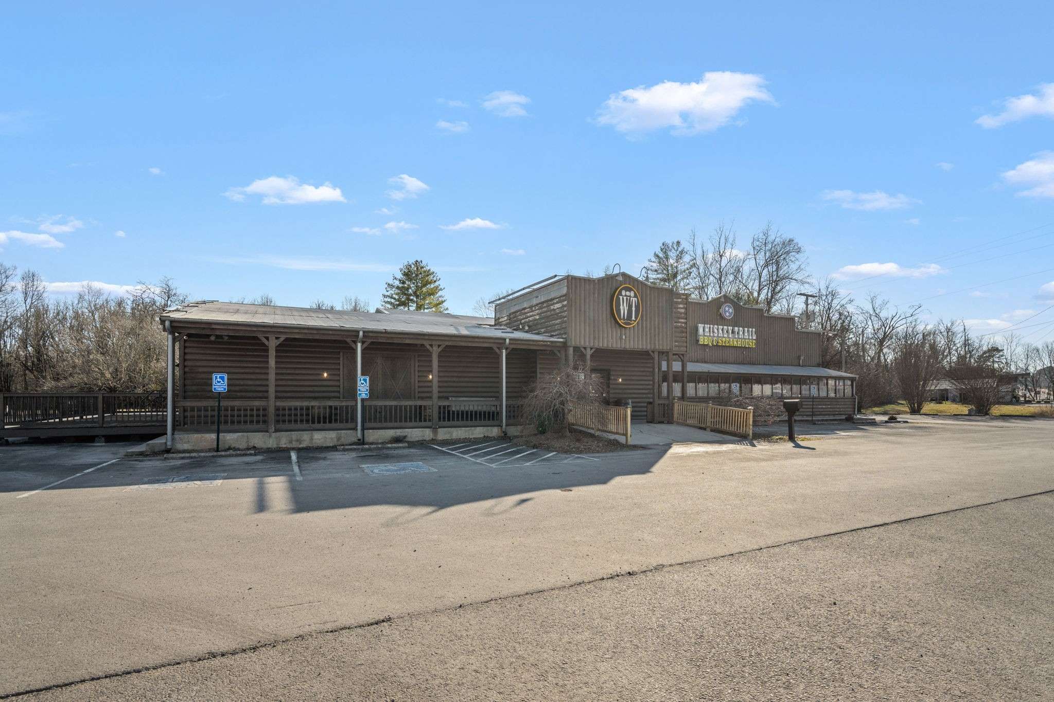 413 Wilson Ave, Tullahoma, TN 37388