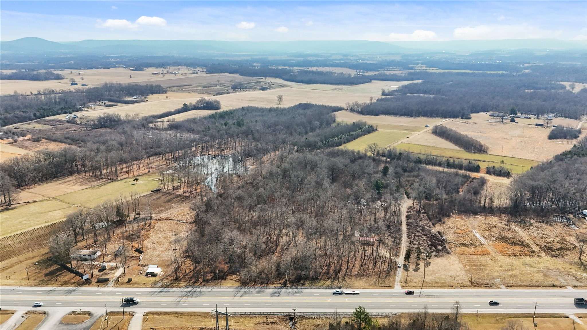 8557 Manchester Hwy, Morrison, TN 37357