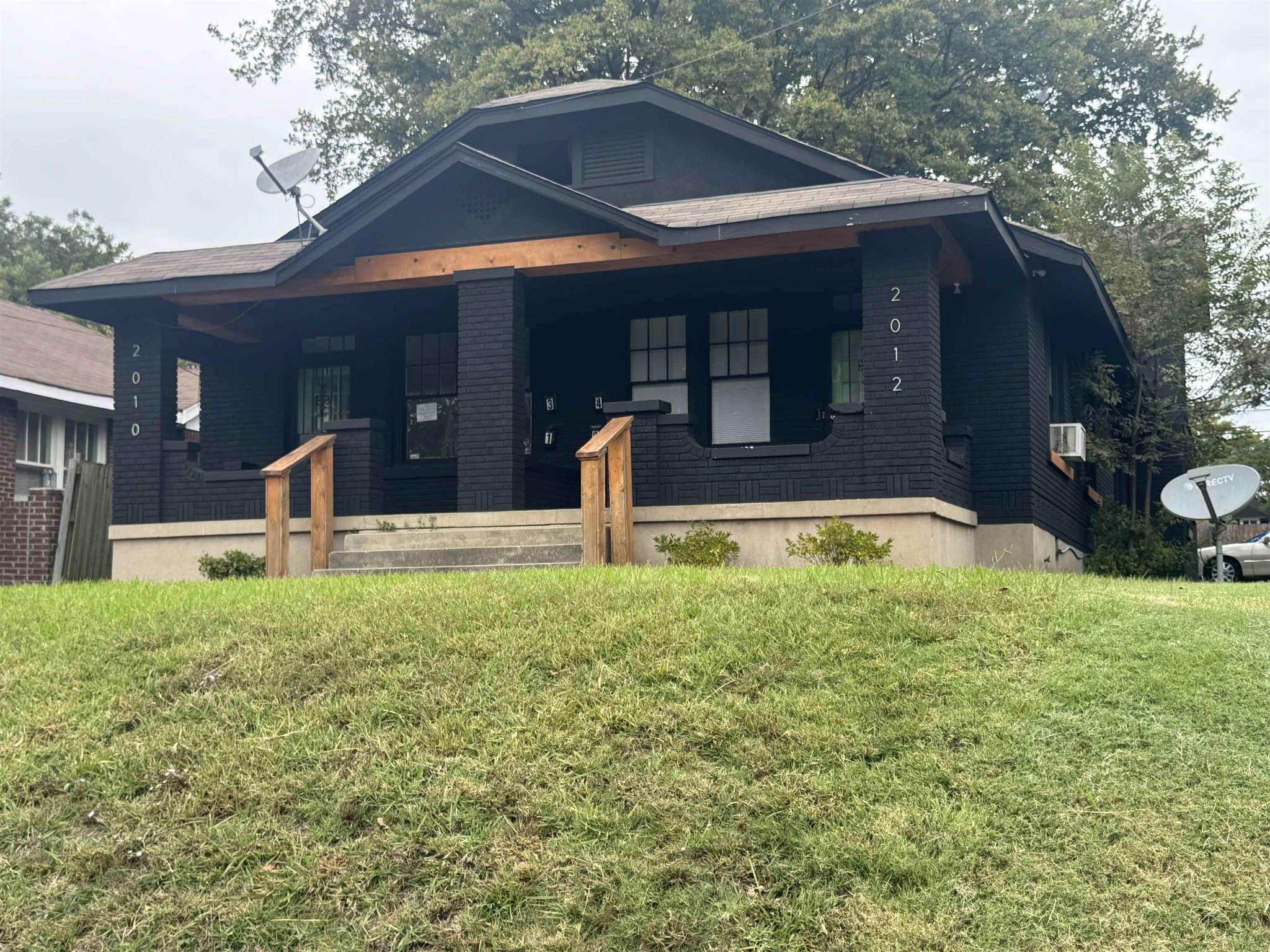 2012 CARNES AVE, Memphis, TN 38114