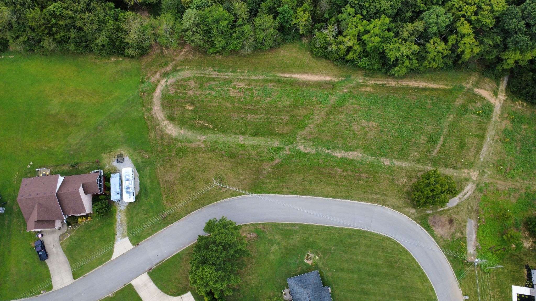 4050 Summit Dr, Greenbrier, TN 37073
