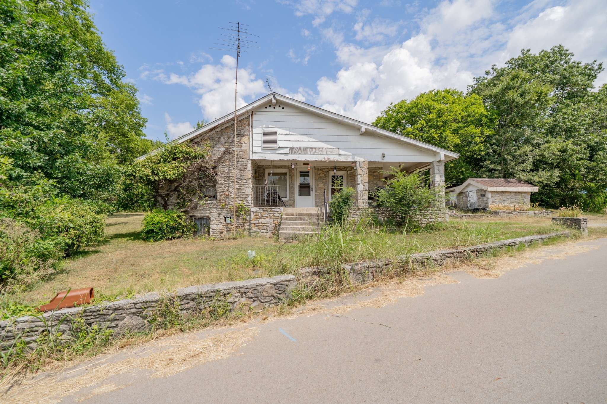 44 Cedar Cir, Mulberry, TN 37359