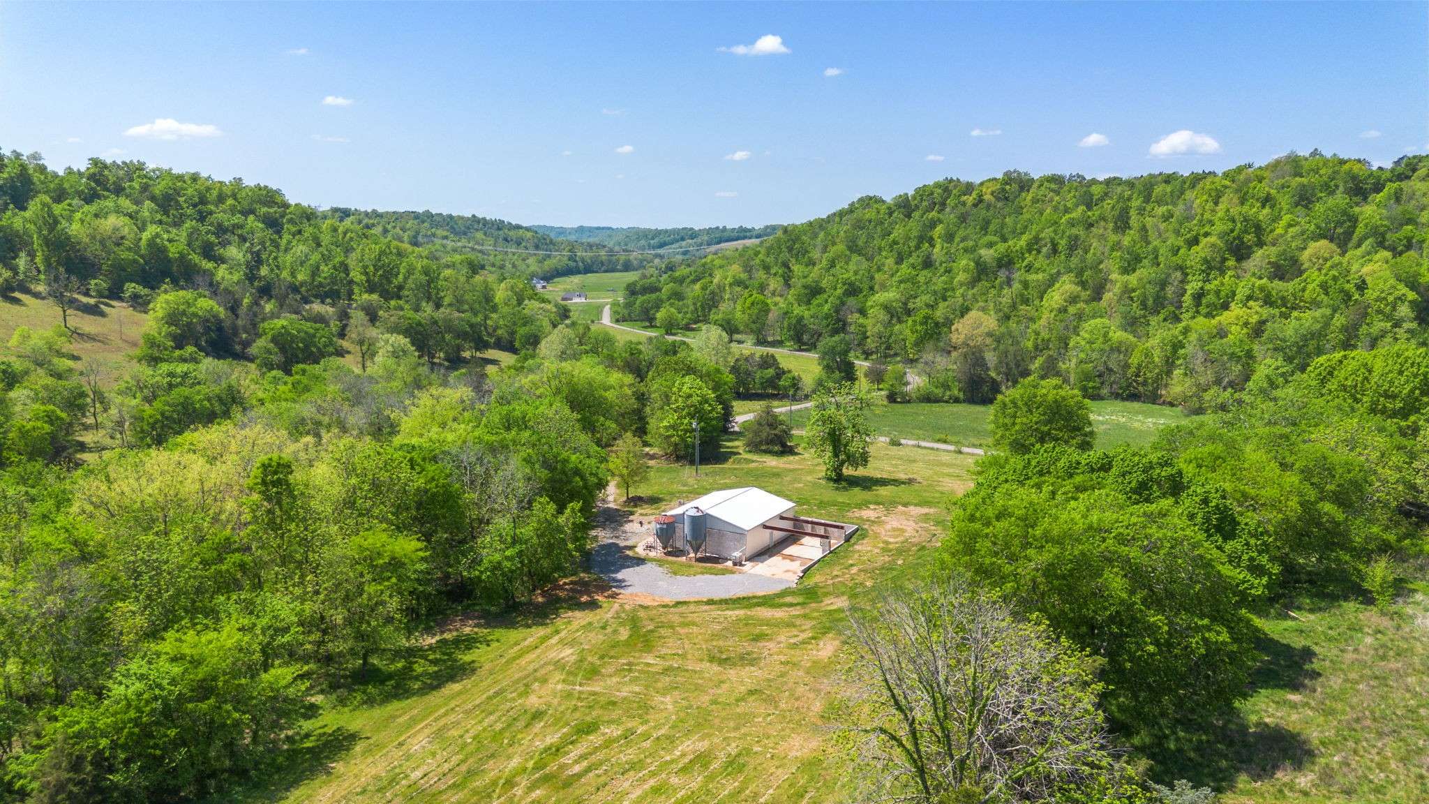 334 Cathcart Rd, Frankewing, TN 38459