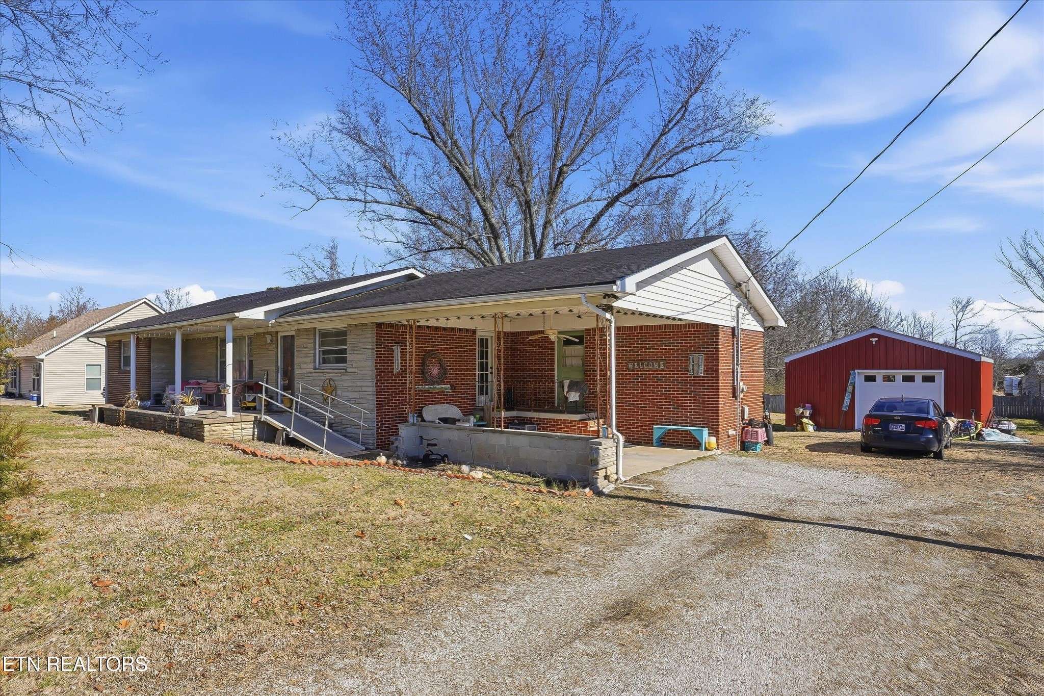 415 N 1st Ave, Baxter, TN 38544