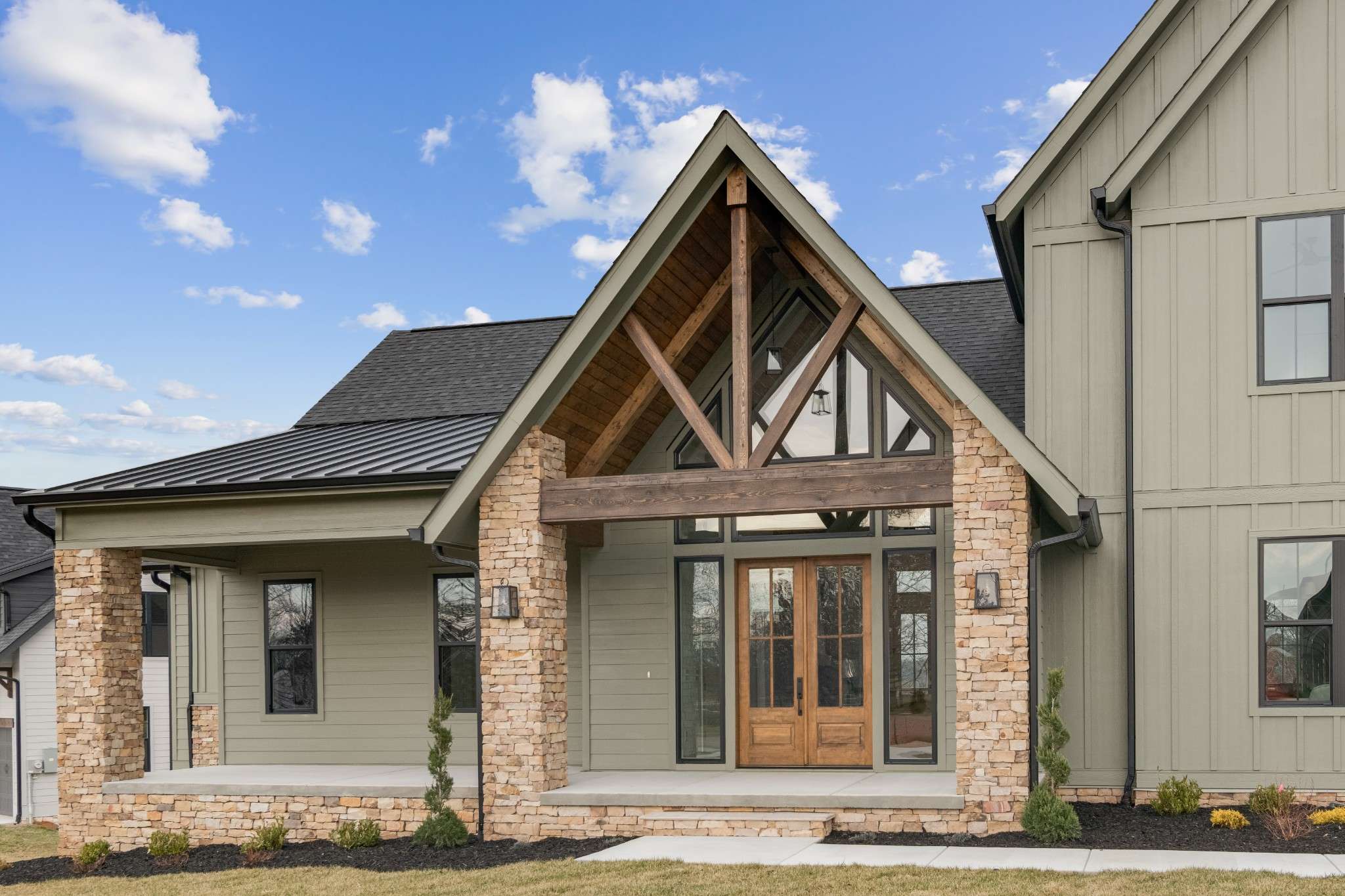 696 Fanning Bend Dr, Winchester, TN 37398