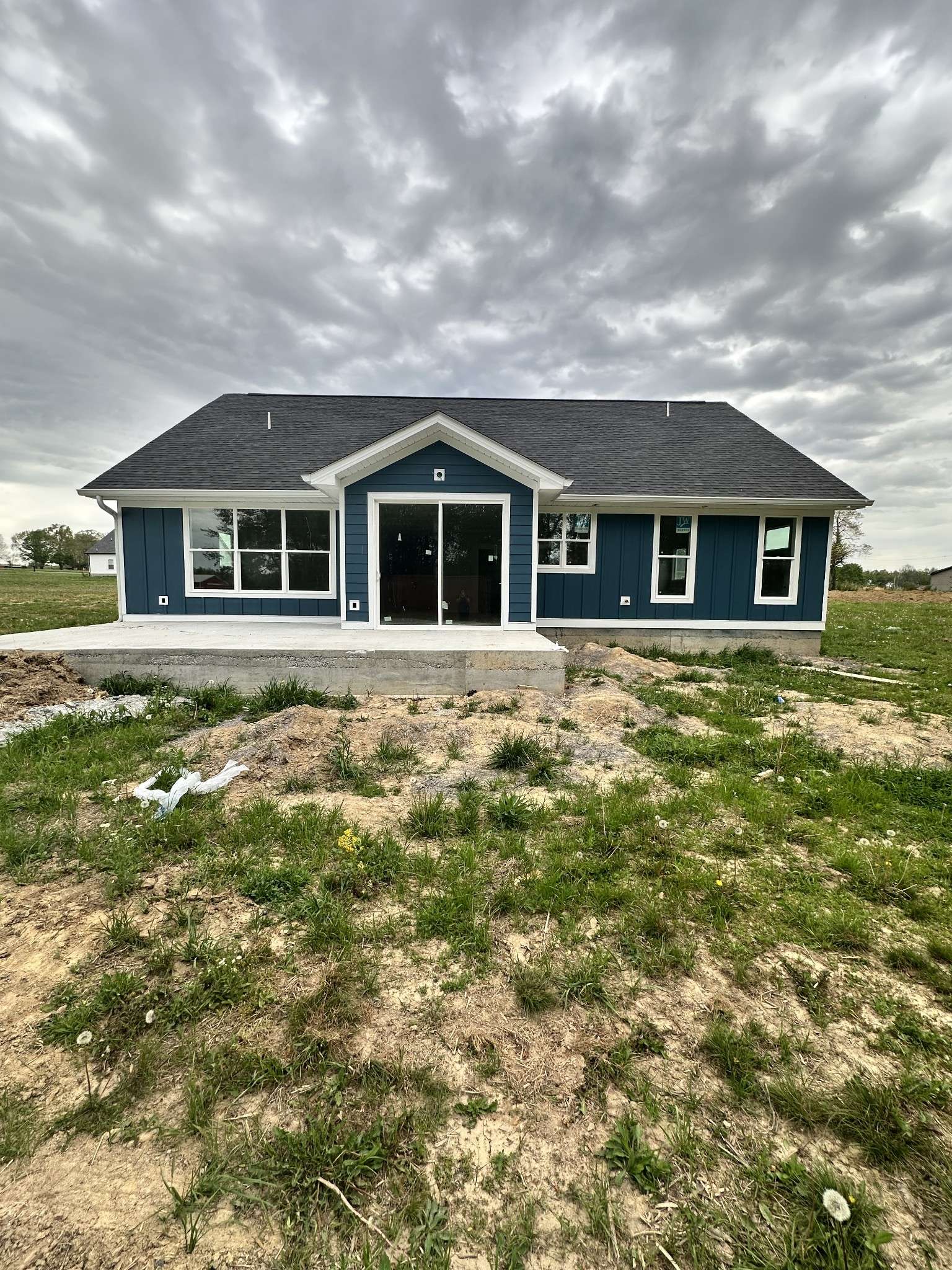 1163 Spry Rd, Bradyville, TN 37026