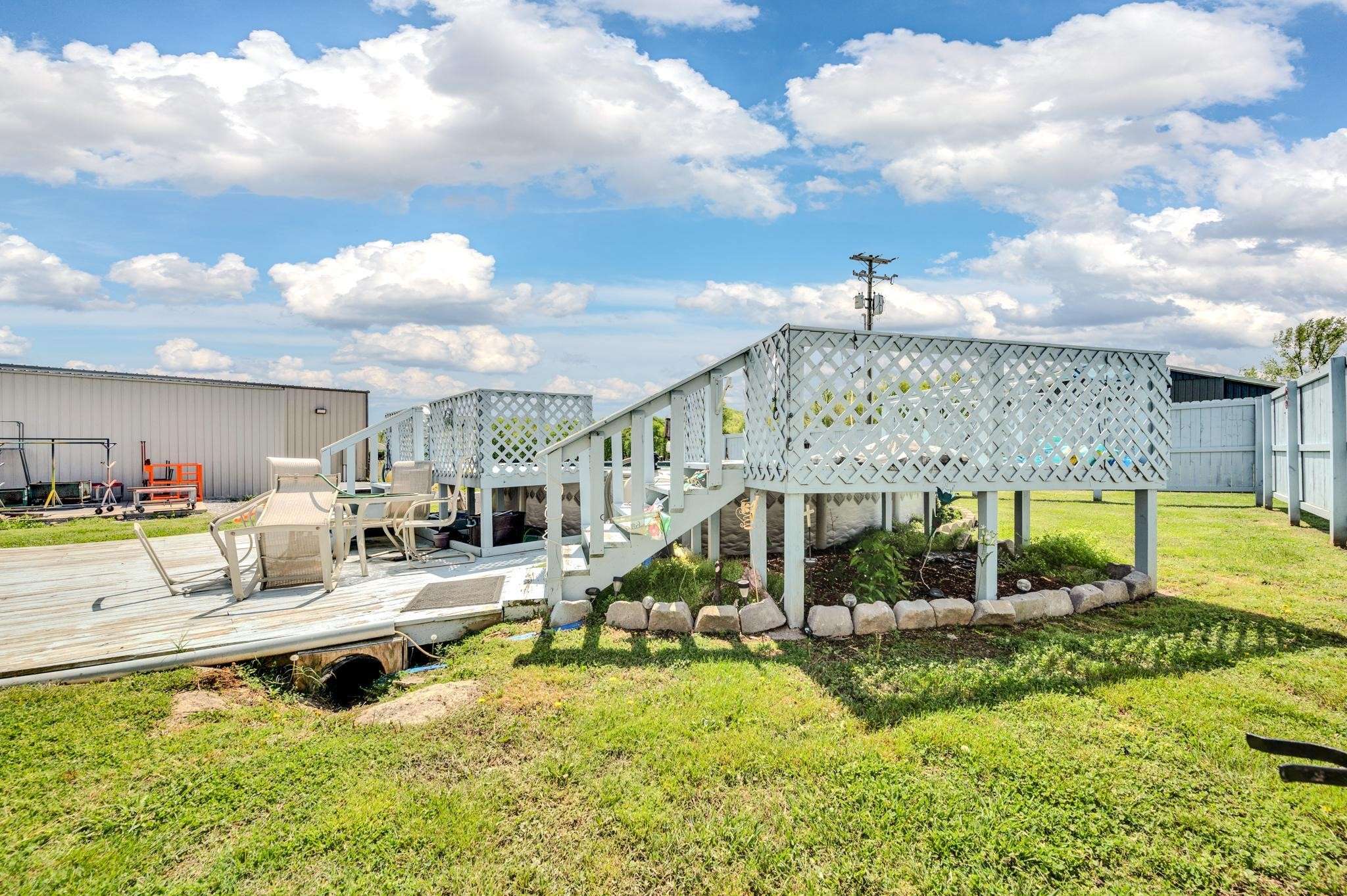 51 N Vanntown School Rd, Flintville, TN 37335