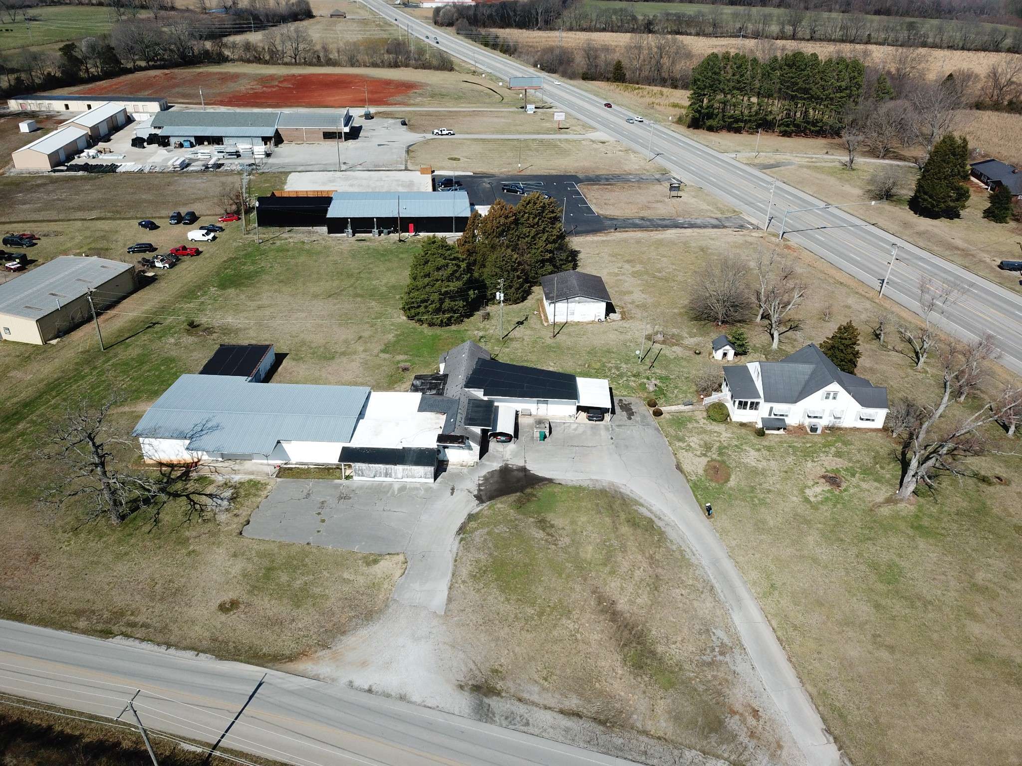 364 Blair Pond Rd, Winchester, TN 37398